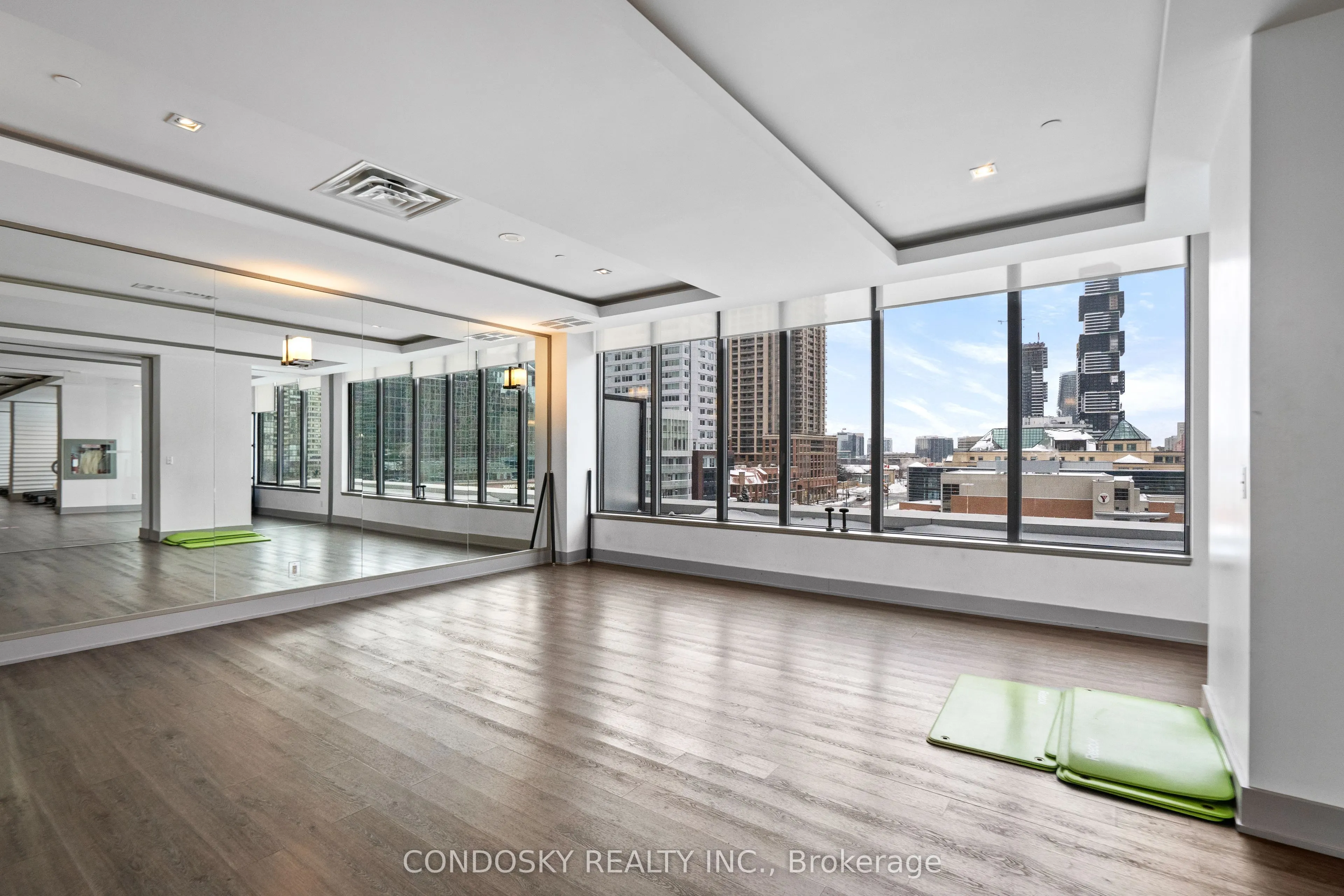 510 Curran Place #4109