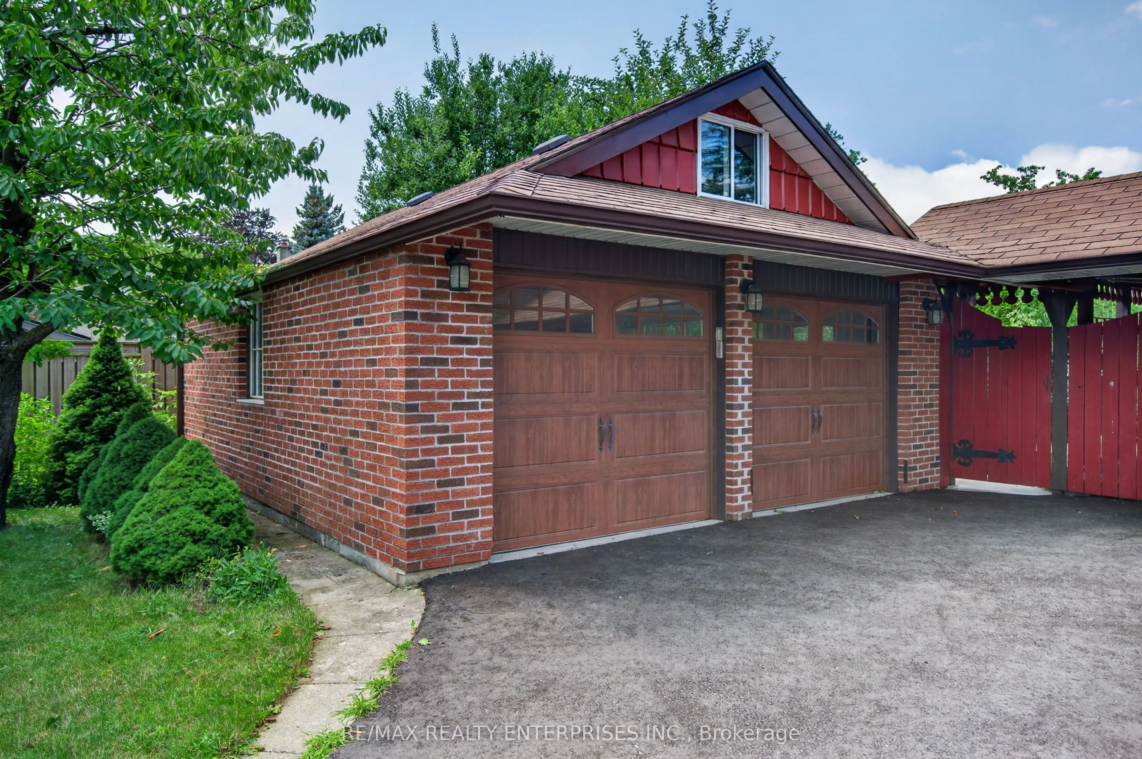 1282 Daimler Road