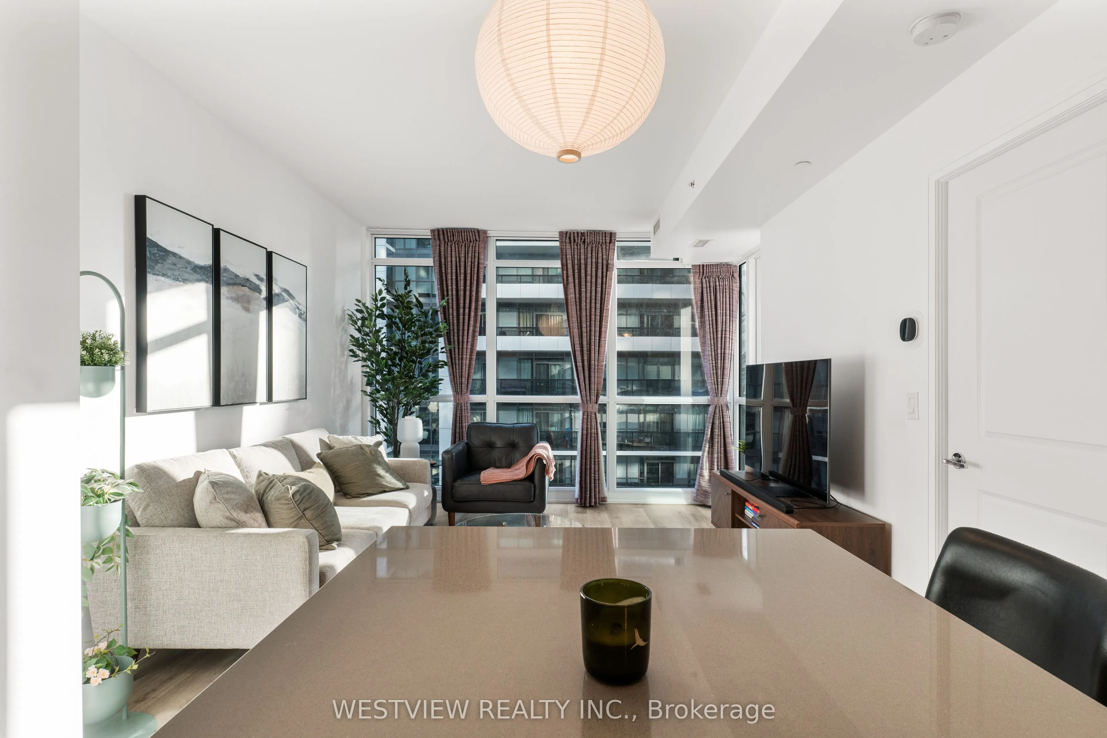 59 Annie Craig Drive #906