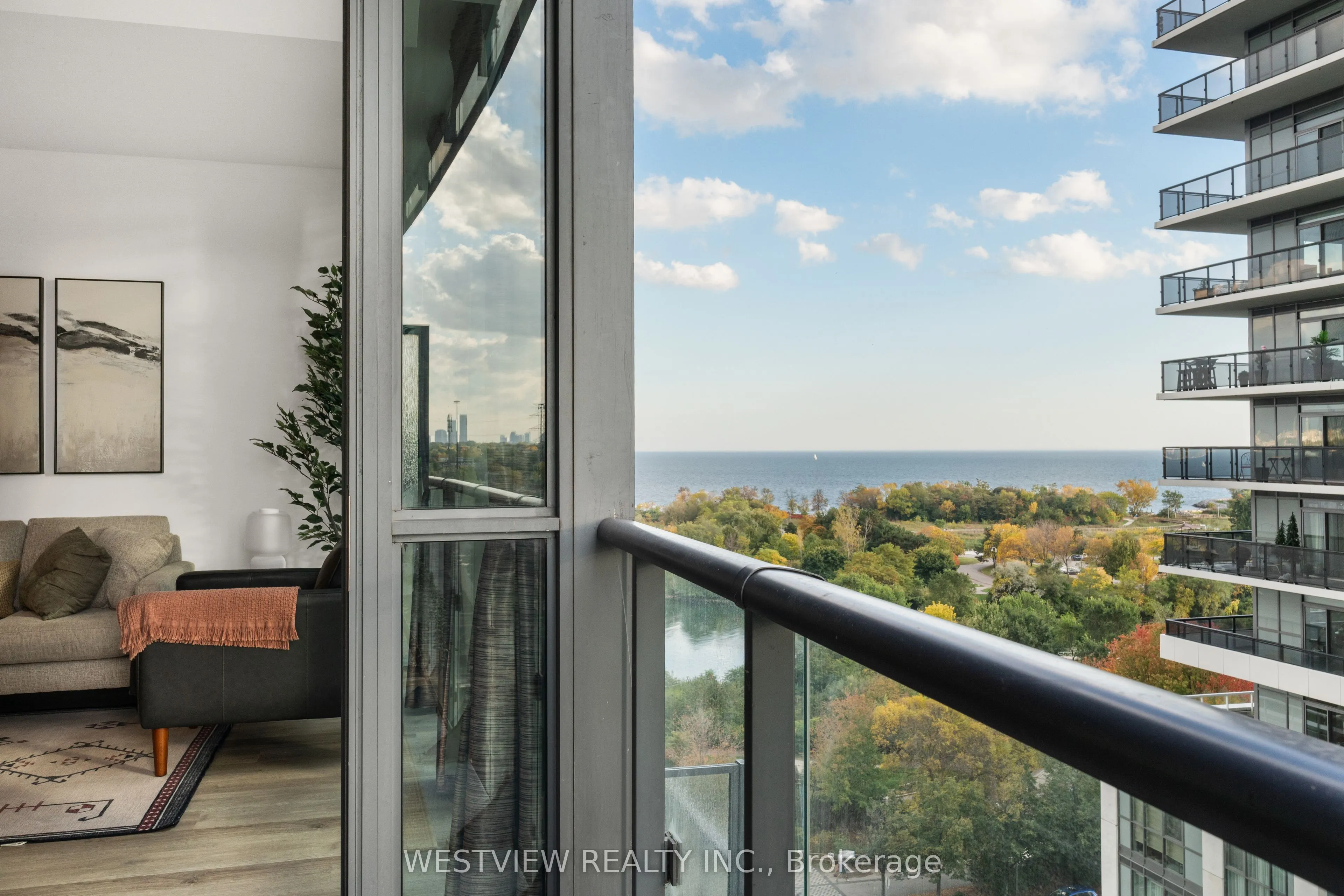 59 Annie Craig Drive #906