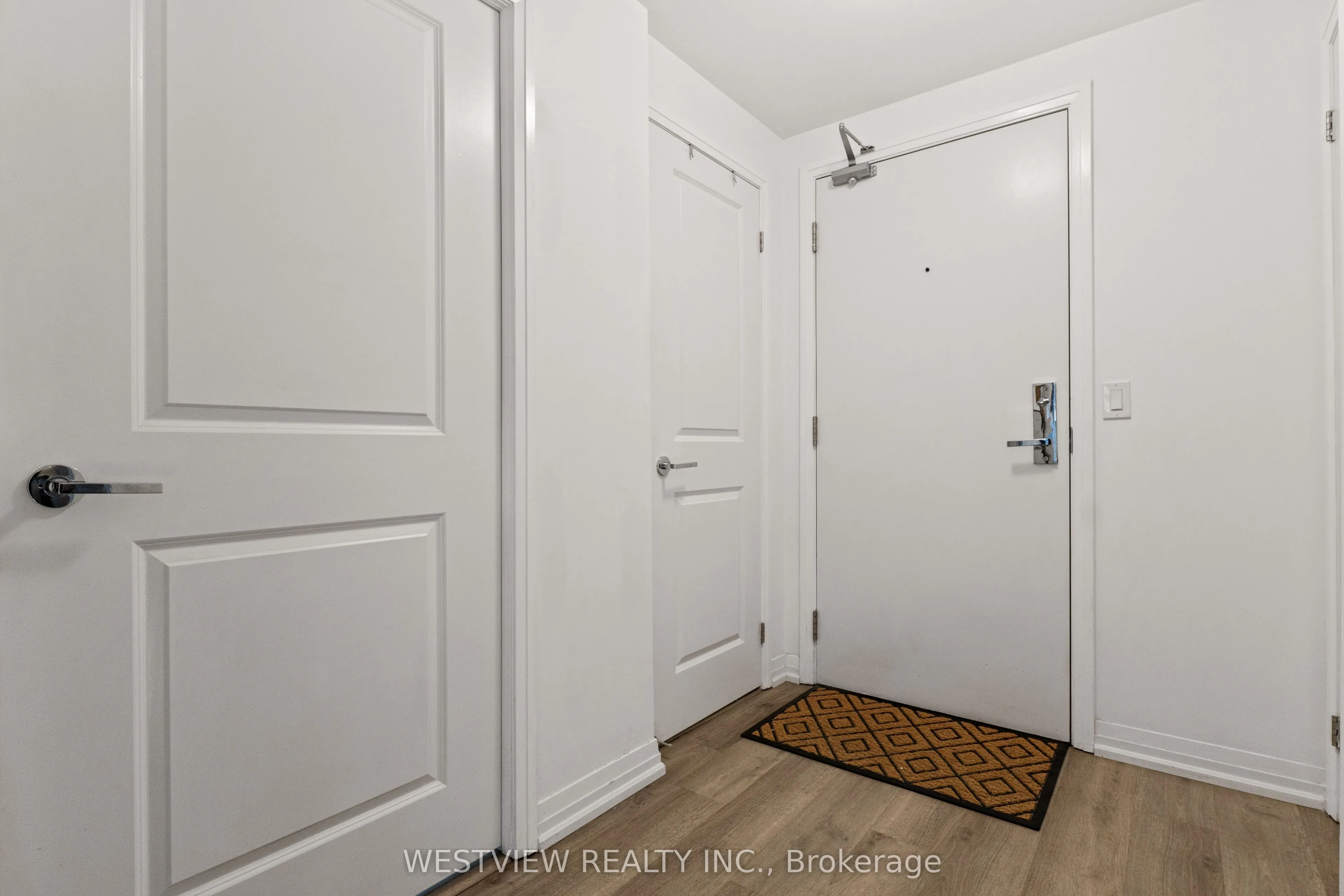 59 Annie Craig Drive #906