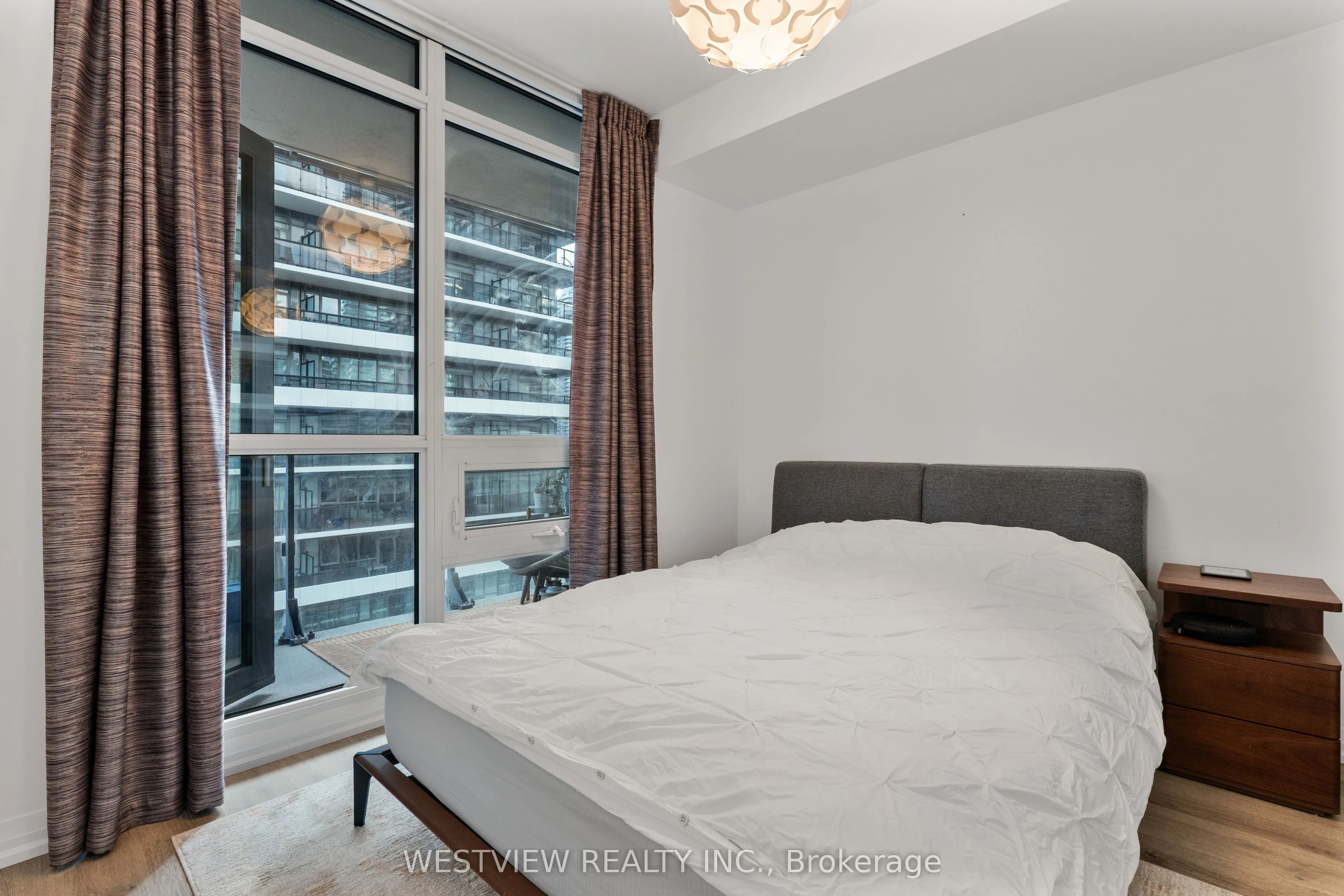 59 Annie Craig Drive #906