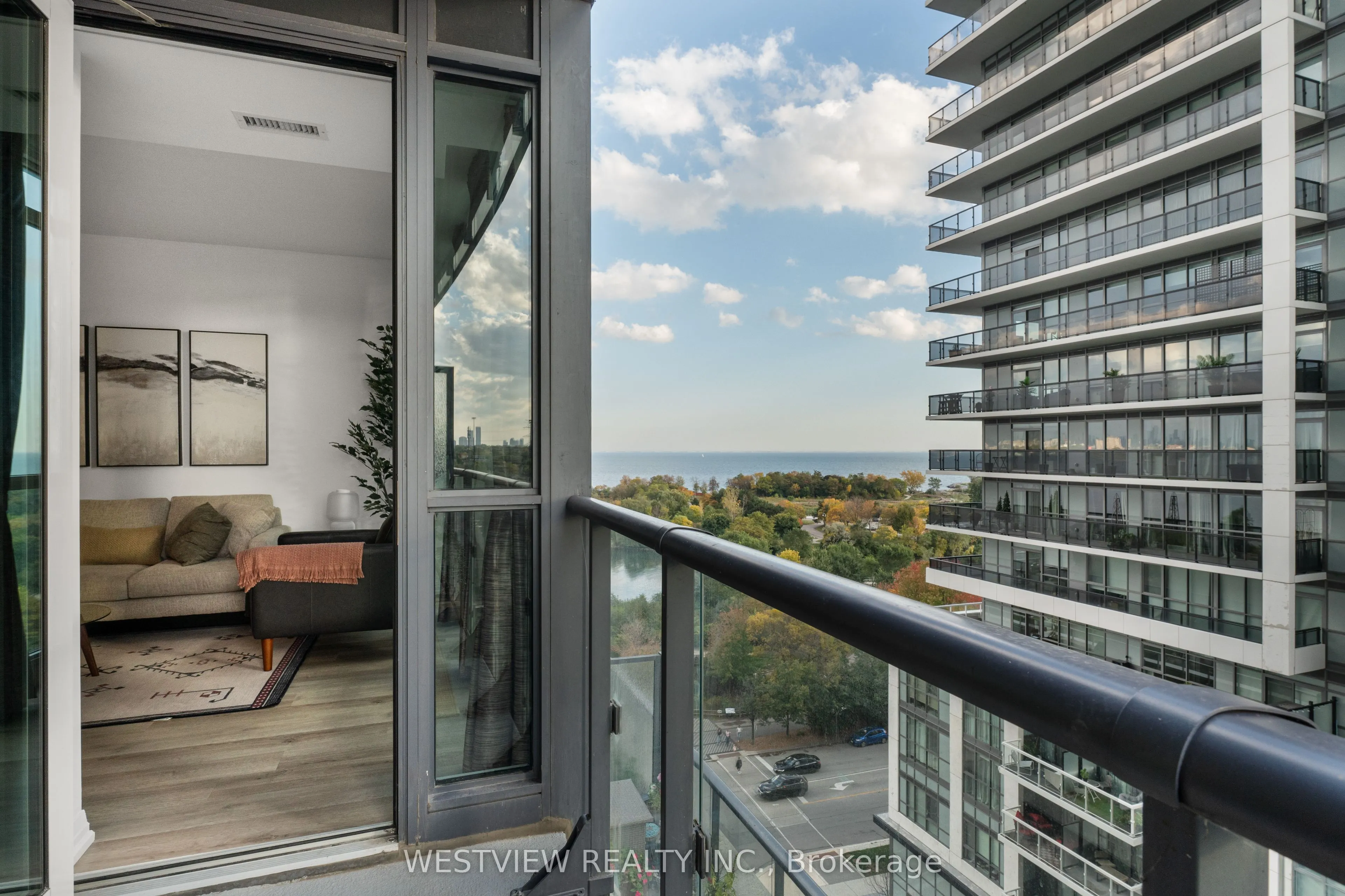 59 Annie Craig Drive #906