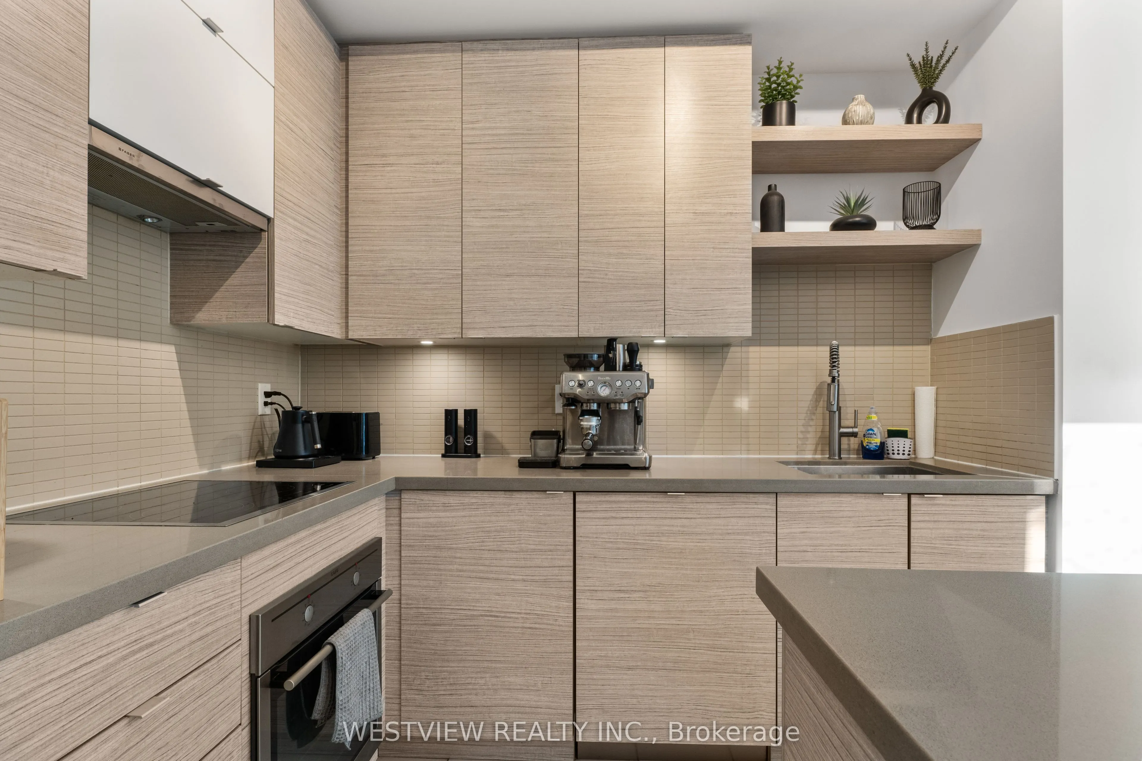 59 Annie Craig Drive #906