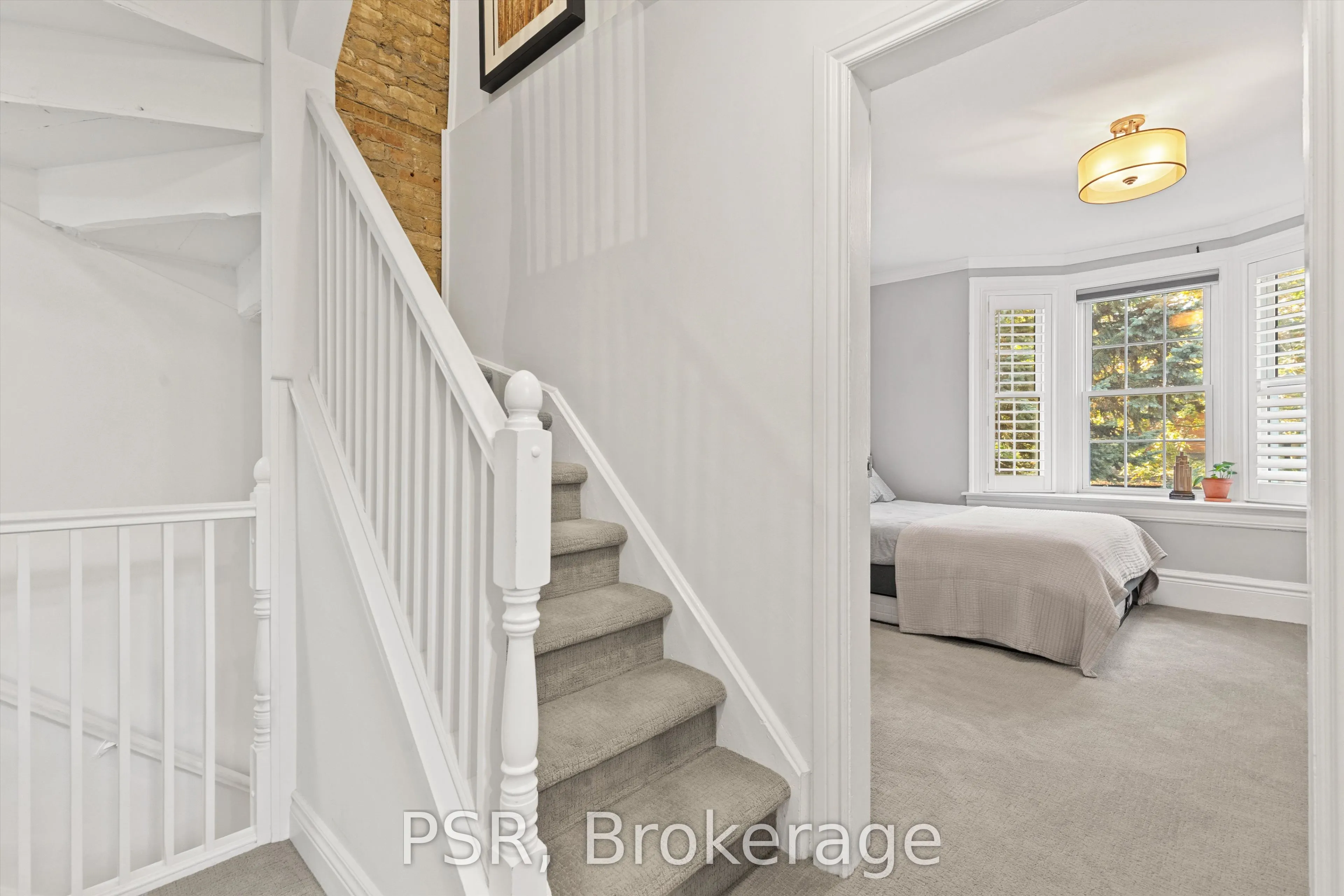 109 Macdonell Avenue