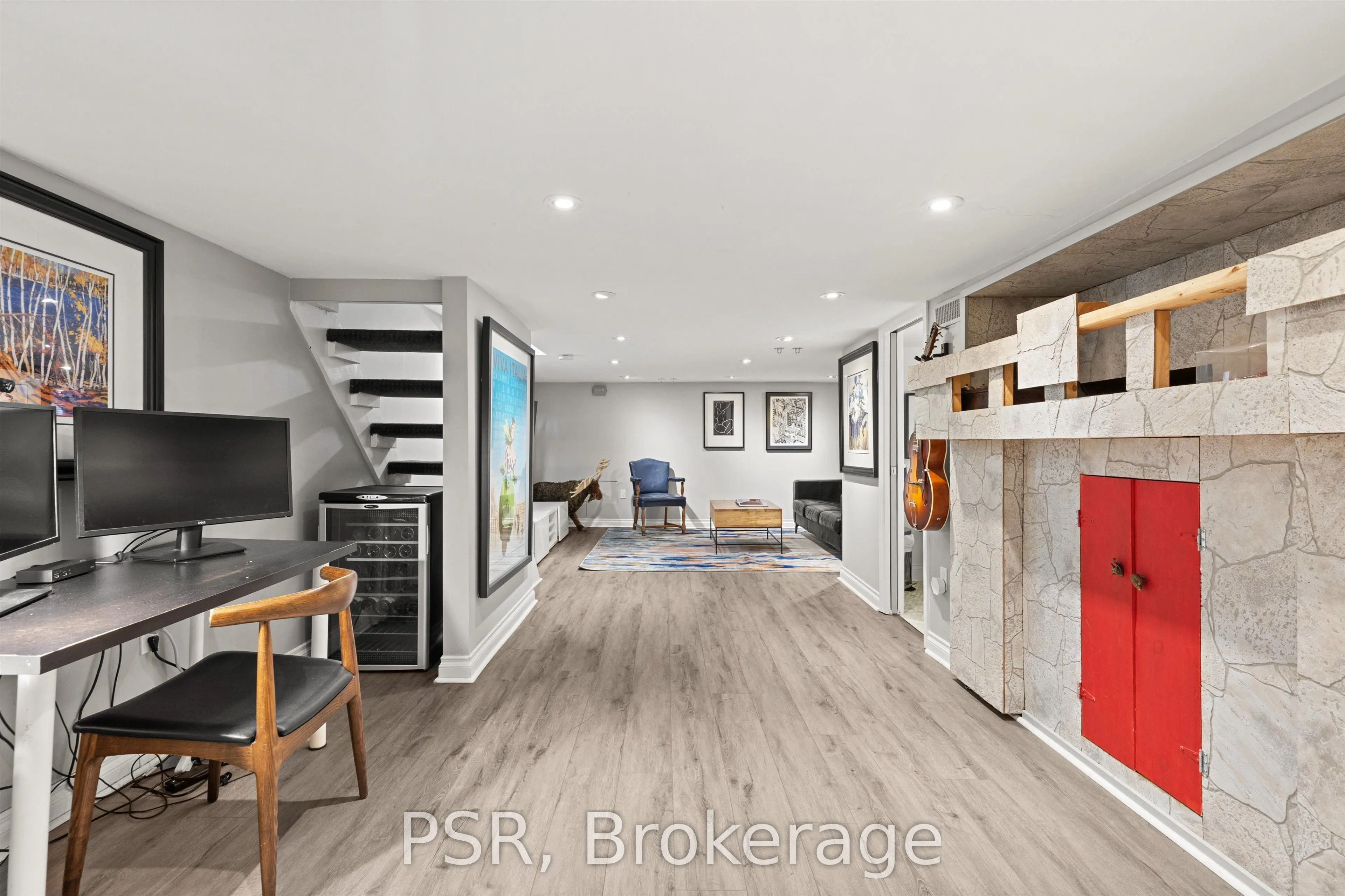 109 Macdonell Avenue