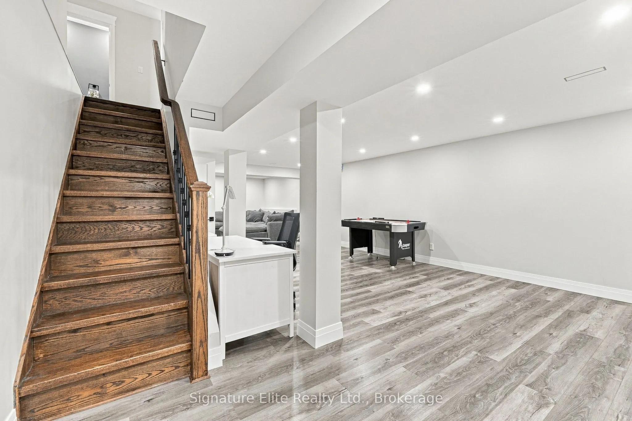 190 Longwood Drive
