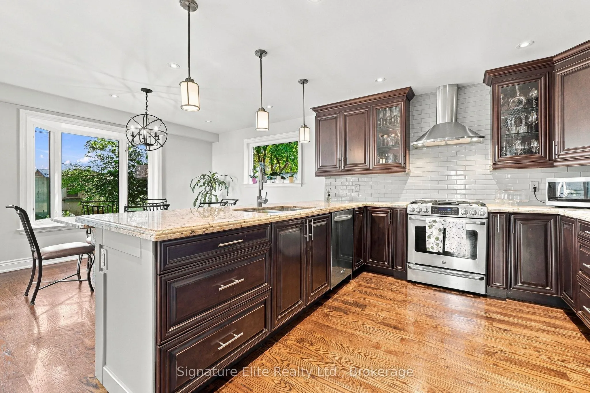 190 Longwood Drive