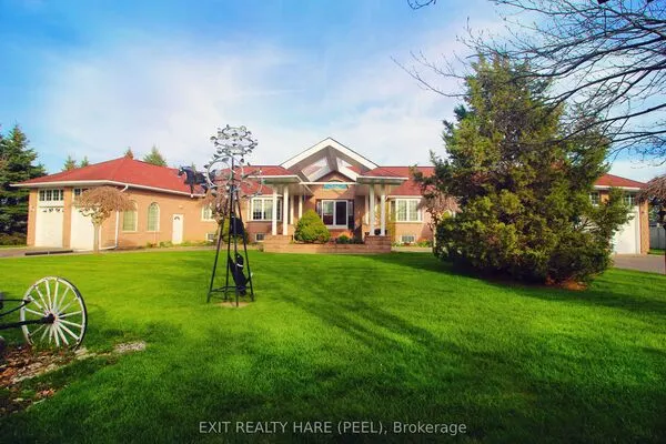 5 Glenbrook Boulevard