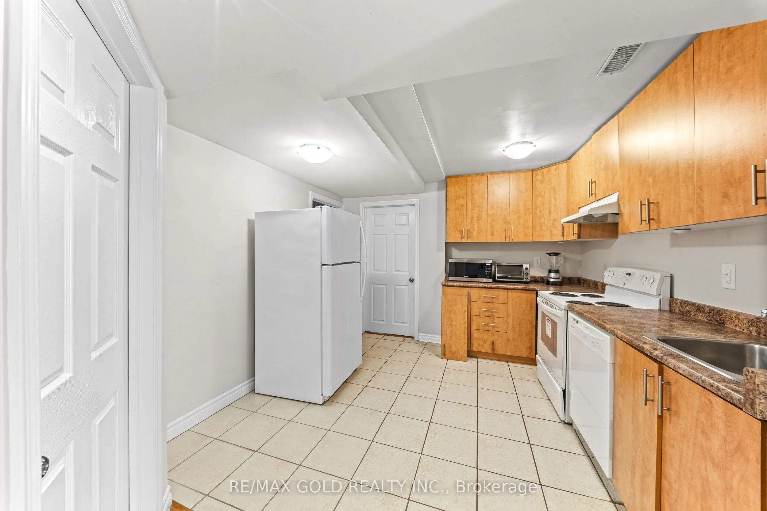 2 Bellchase Trail
