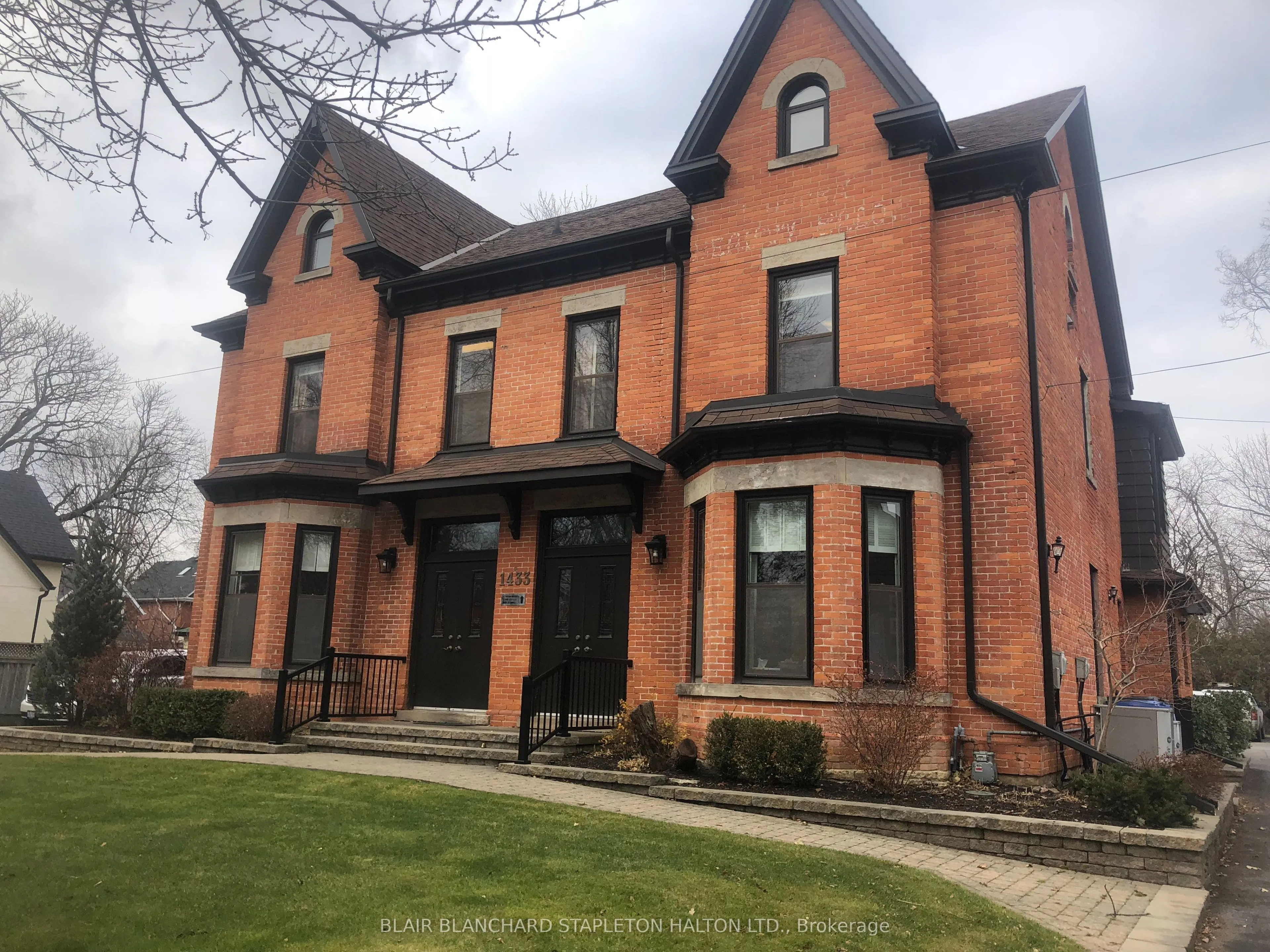 1433 Ontario Street #102