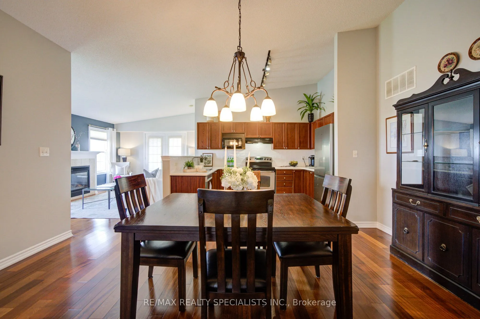 1483 Maple Avenue #414