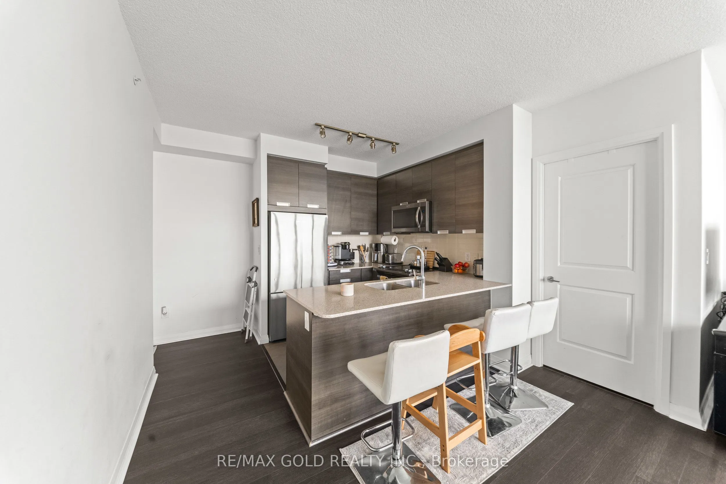 5025 Four Springs Avenue #602