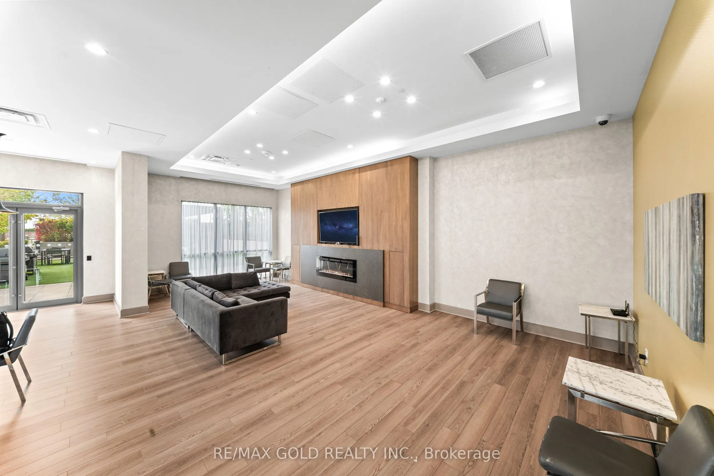 5025 Four Springs Avenue #602