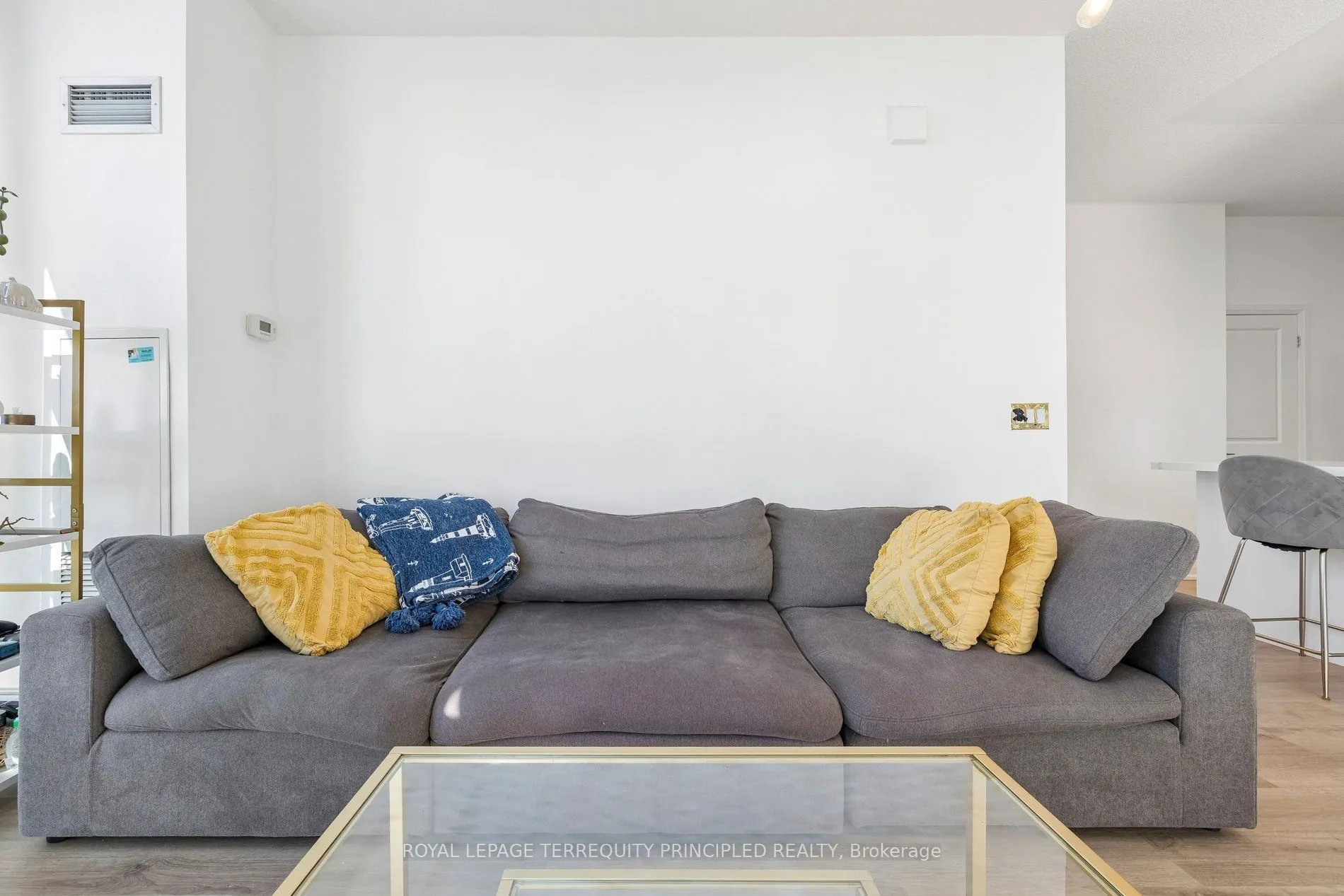 1185 The Queensway #504