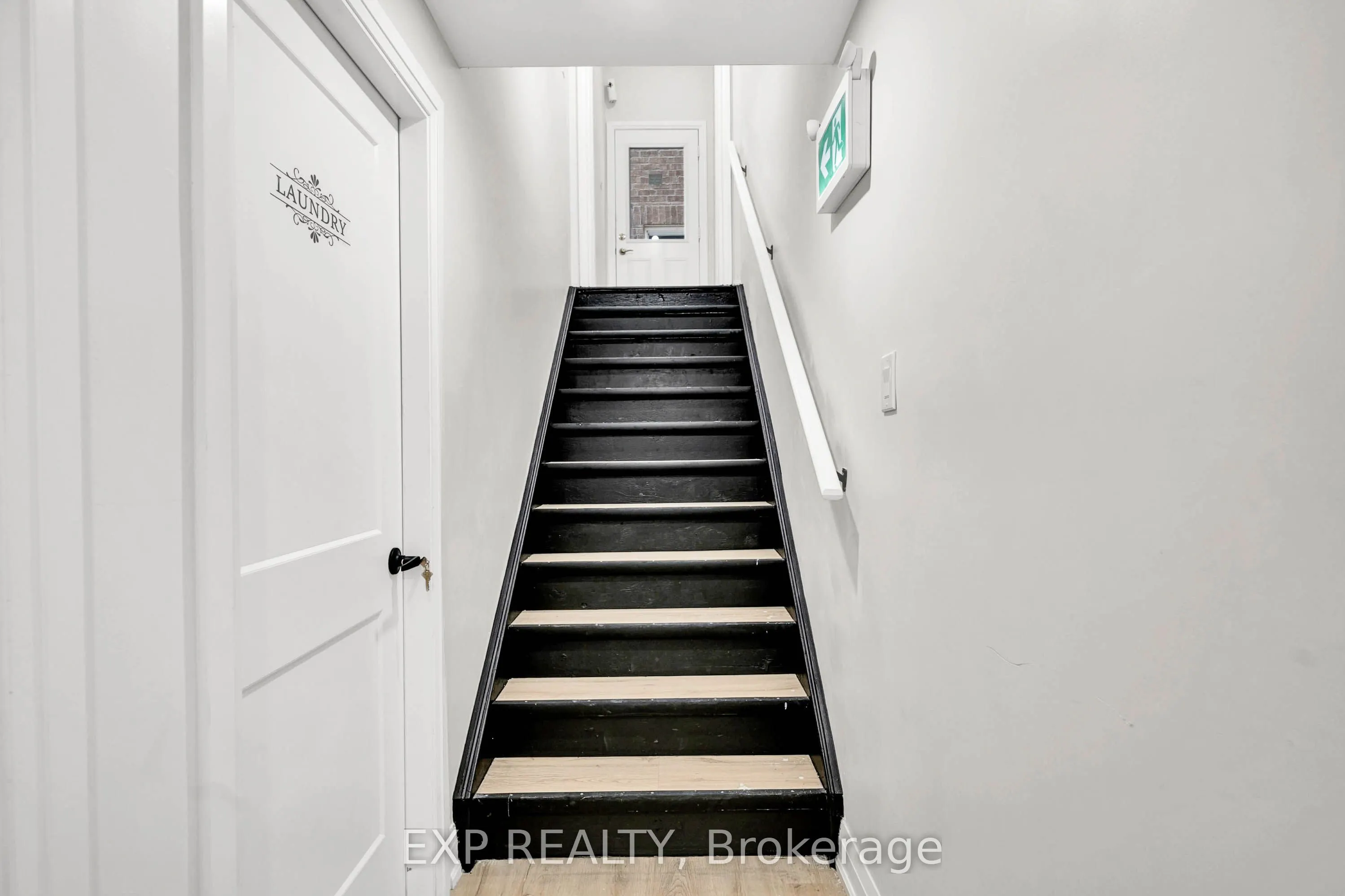 448 Dougall Avenue #Unit A