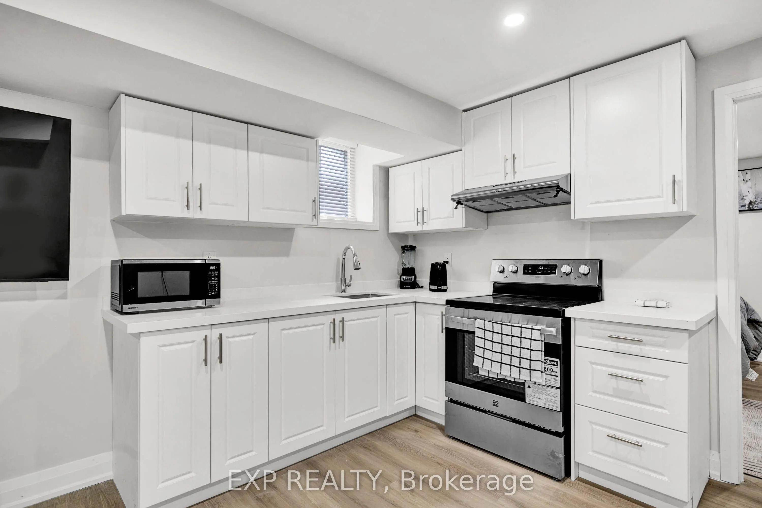 448 Dougall Avenue #Unit A