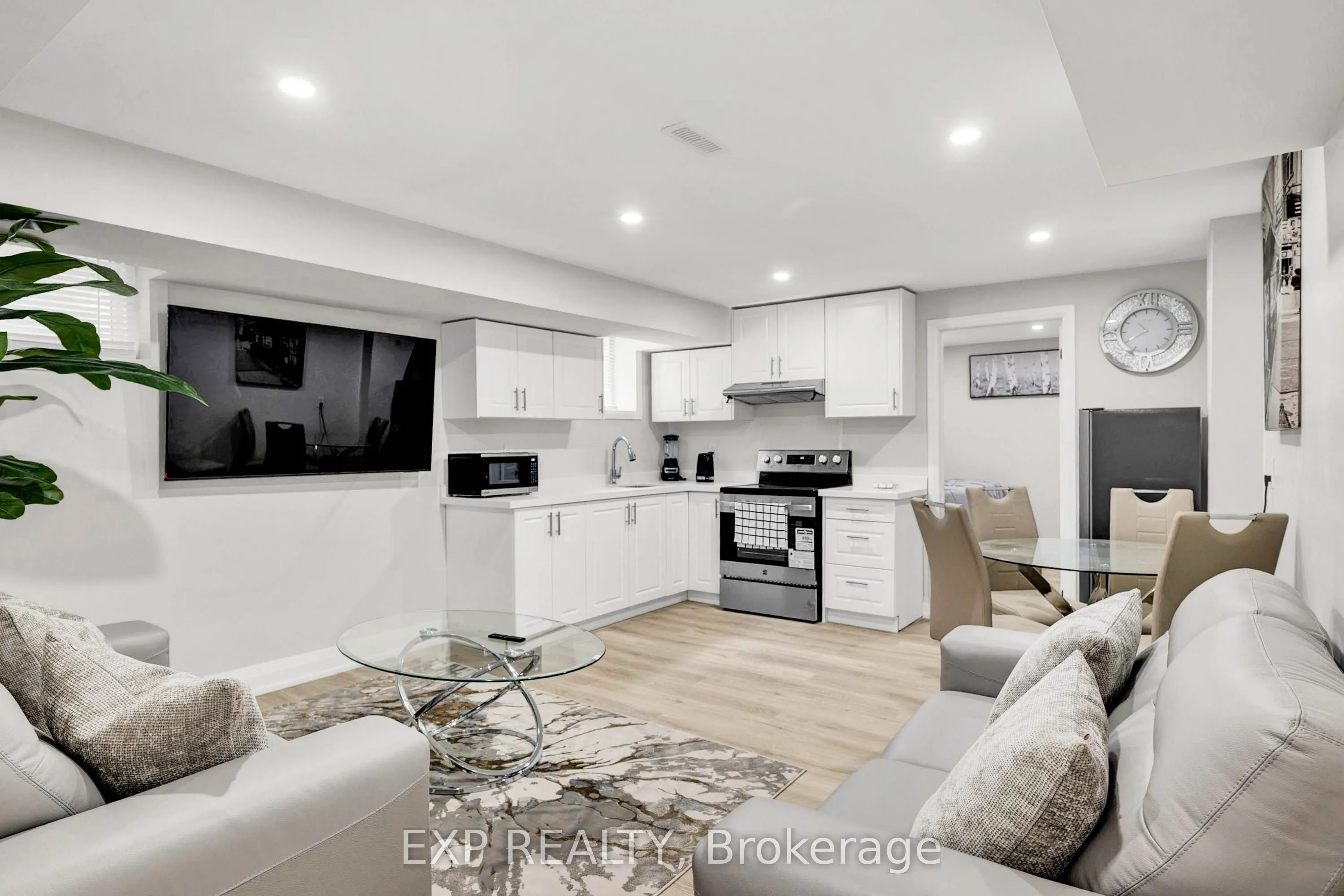 448 Dougall Avenue #Unit A