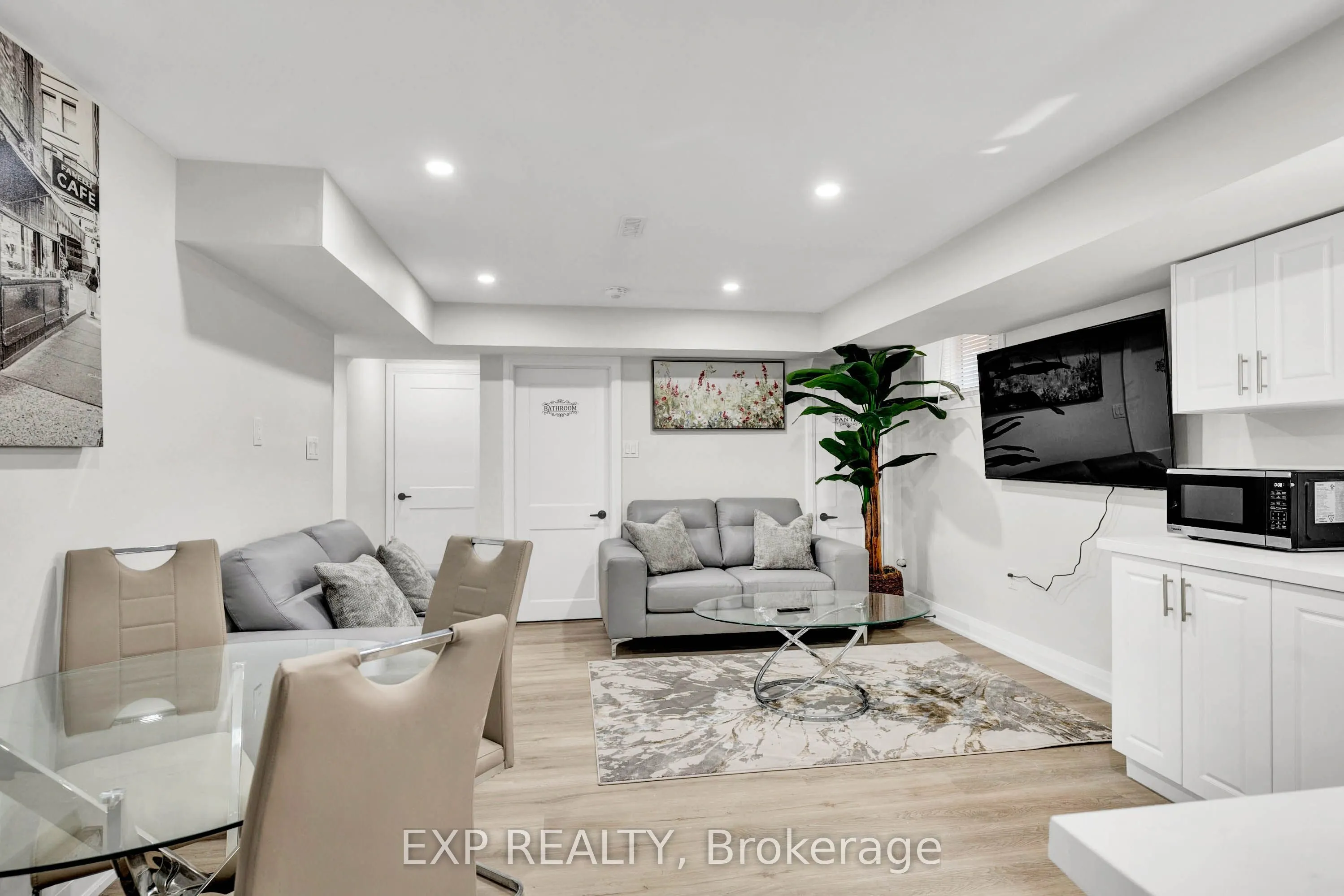 448 Dougall Avenue #Unit A