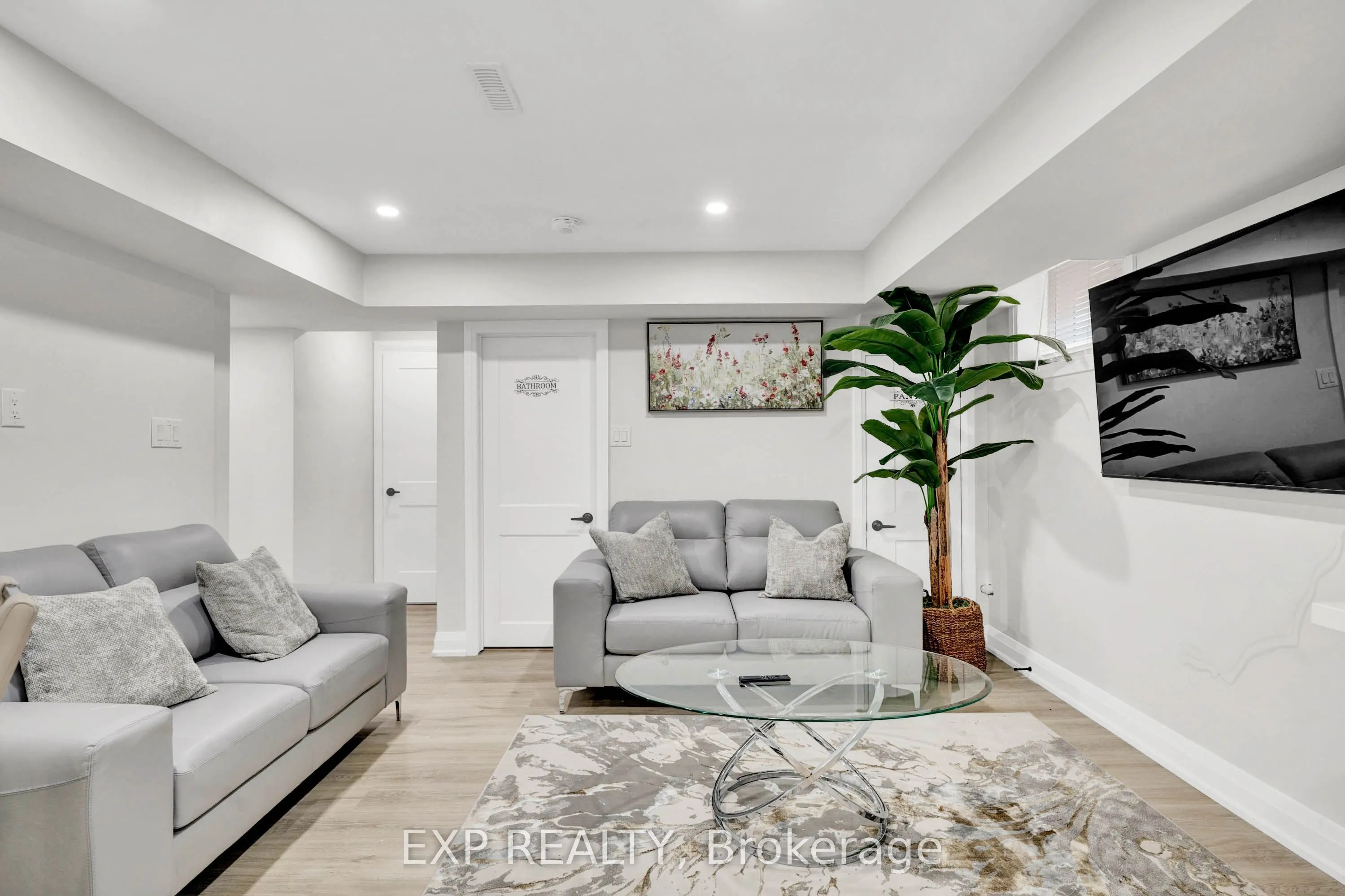 448 Dougall Avenue #Unit A