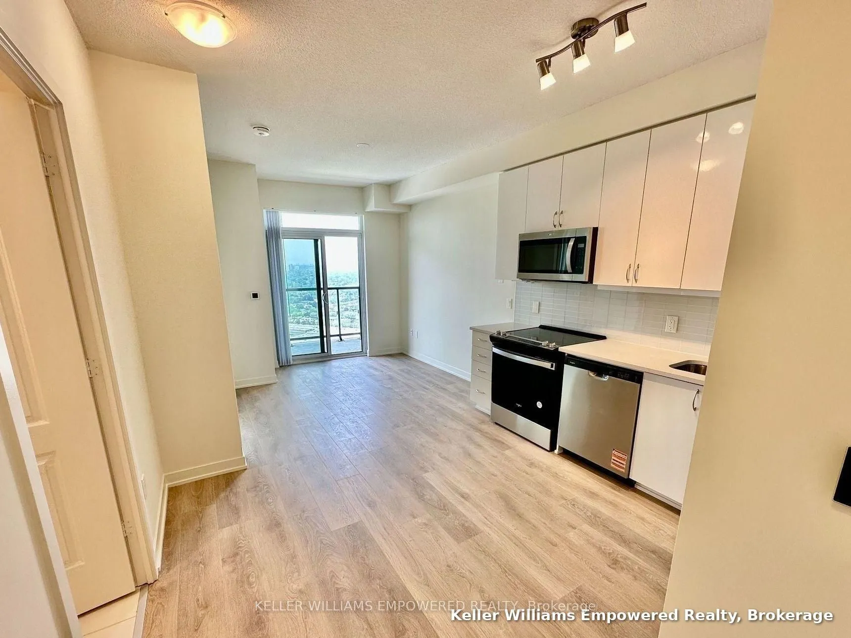 38 Annie Craig Drive #4809