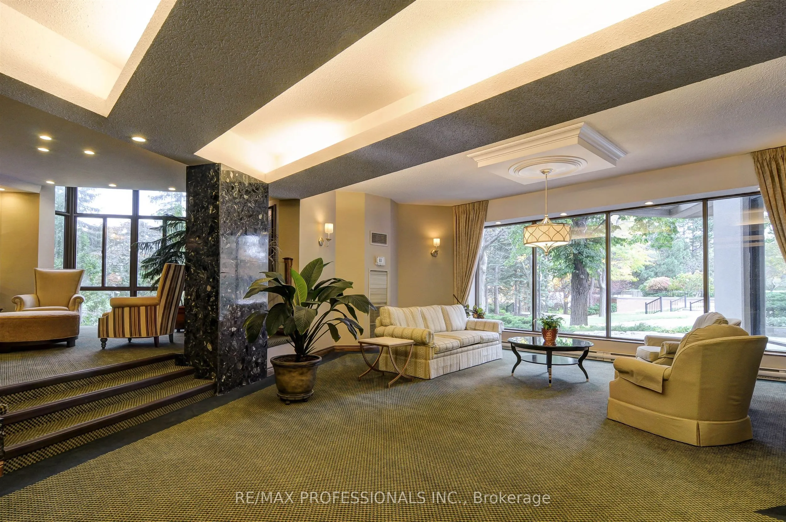 2000 Islington Avenue #1807