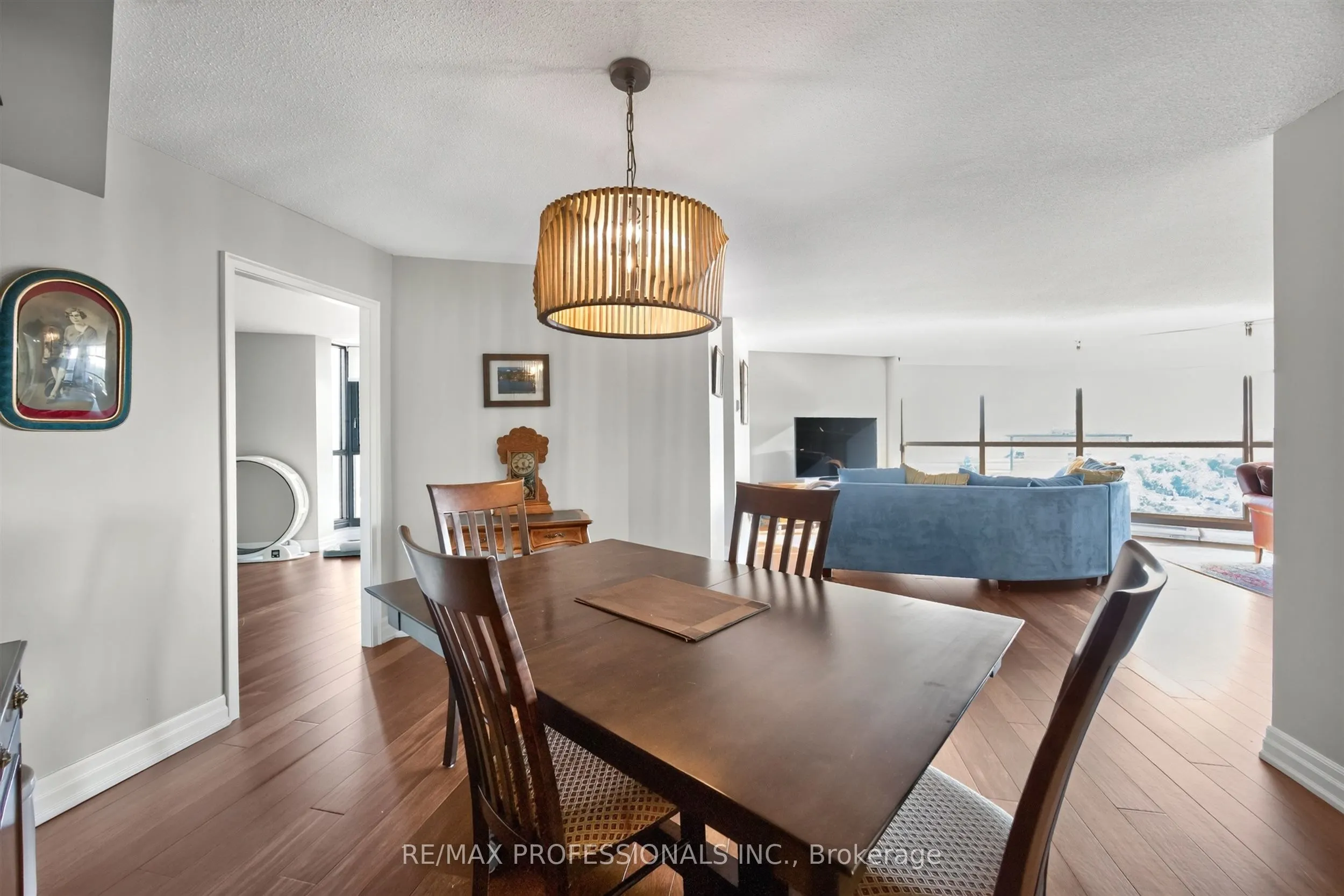 2000 Islington Avenue #1807