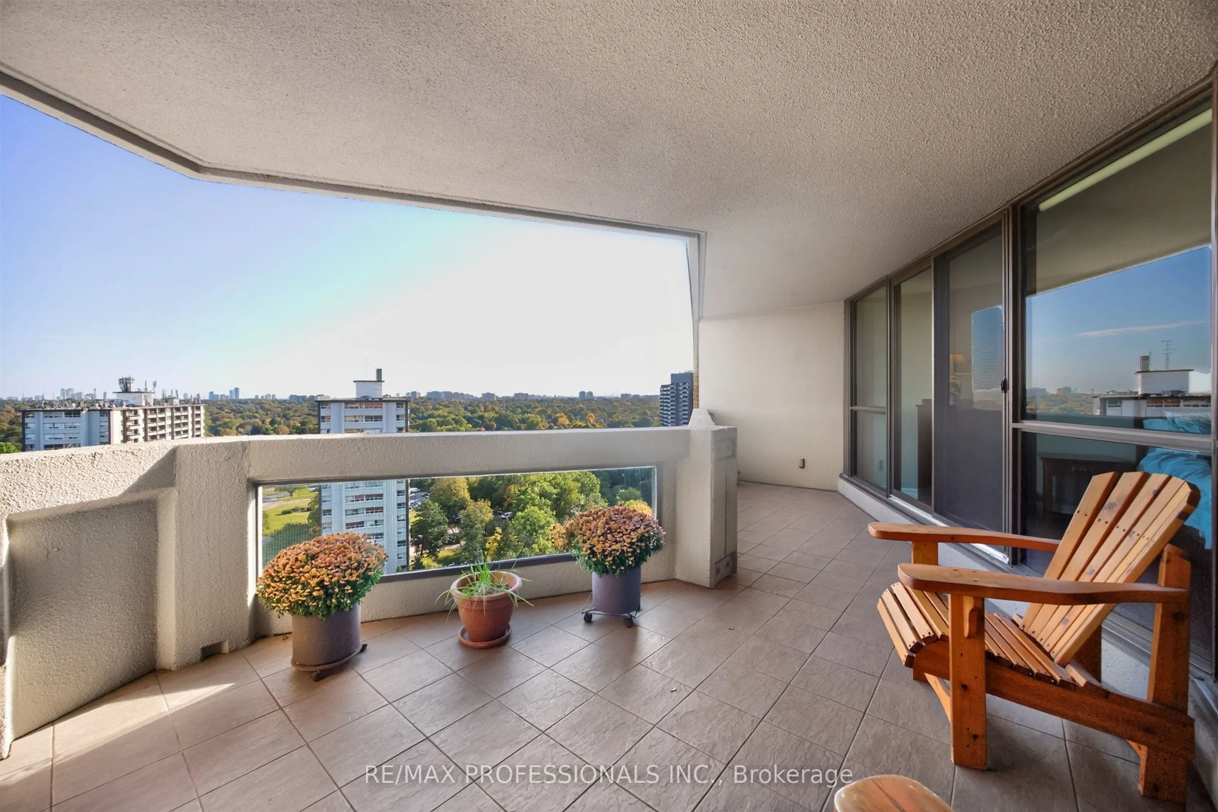 2000 Islington Avenue #1807