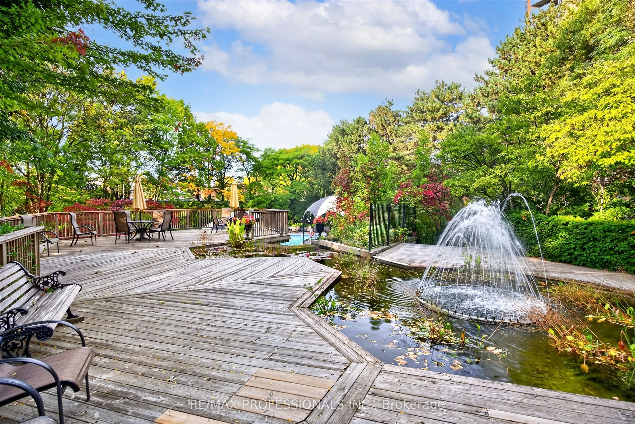 2000 Islington Avenue #1807