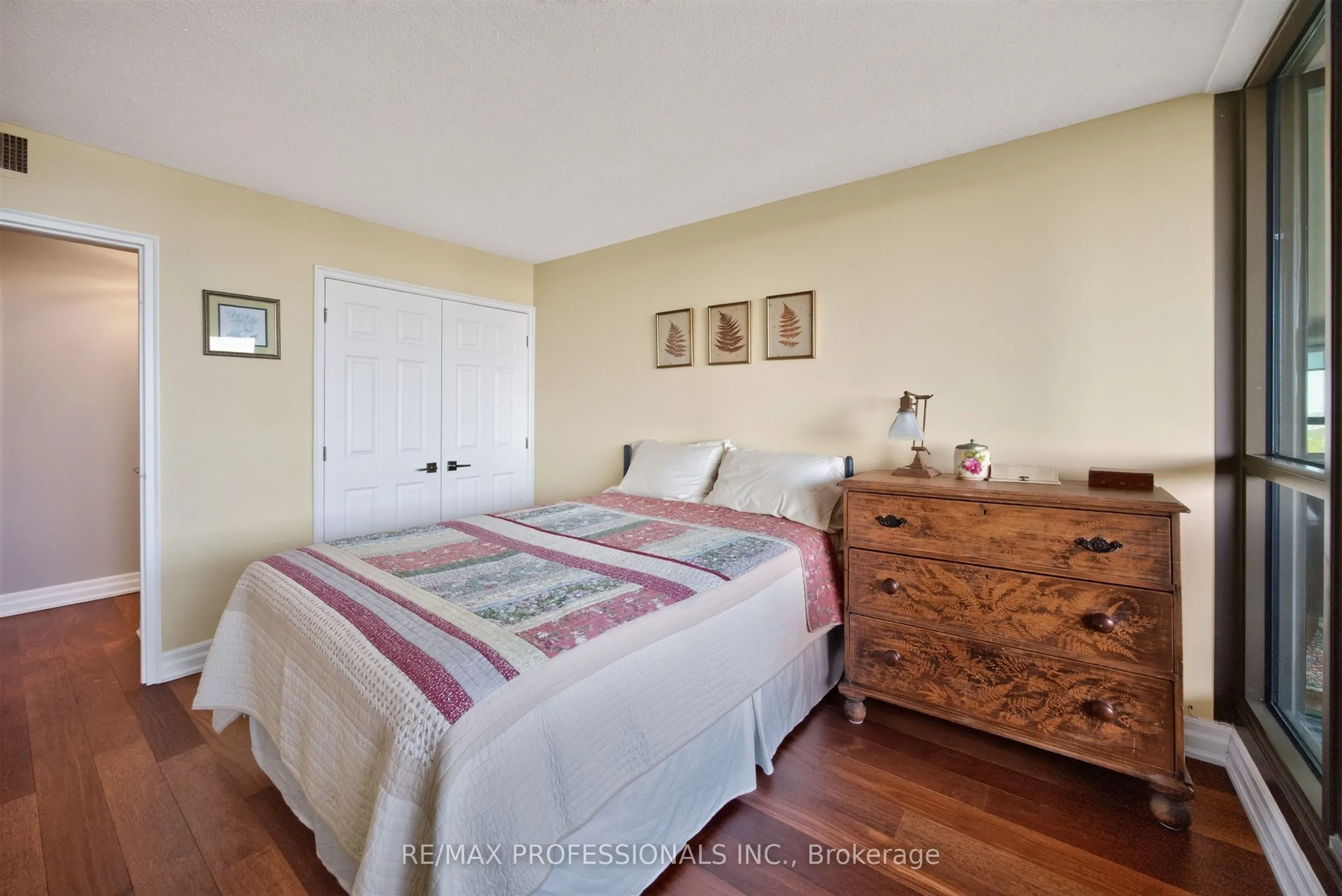 2000 Islington Avenue #1807