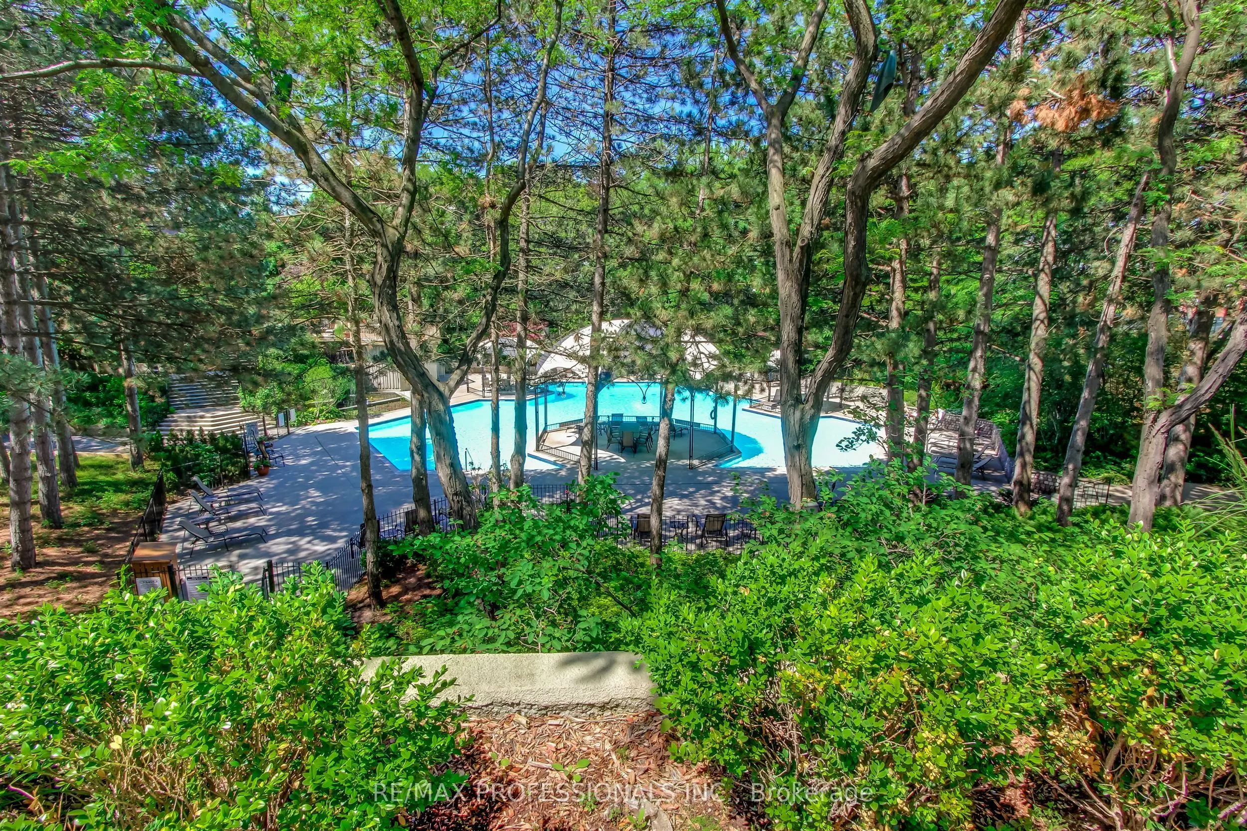 2000 Islington Avenue #1807