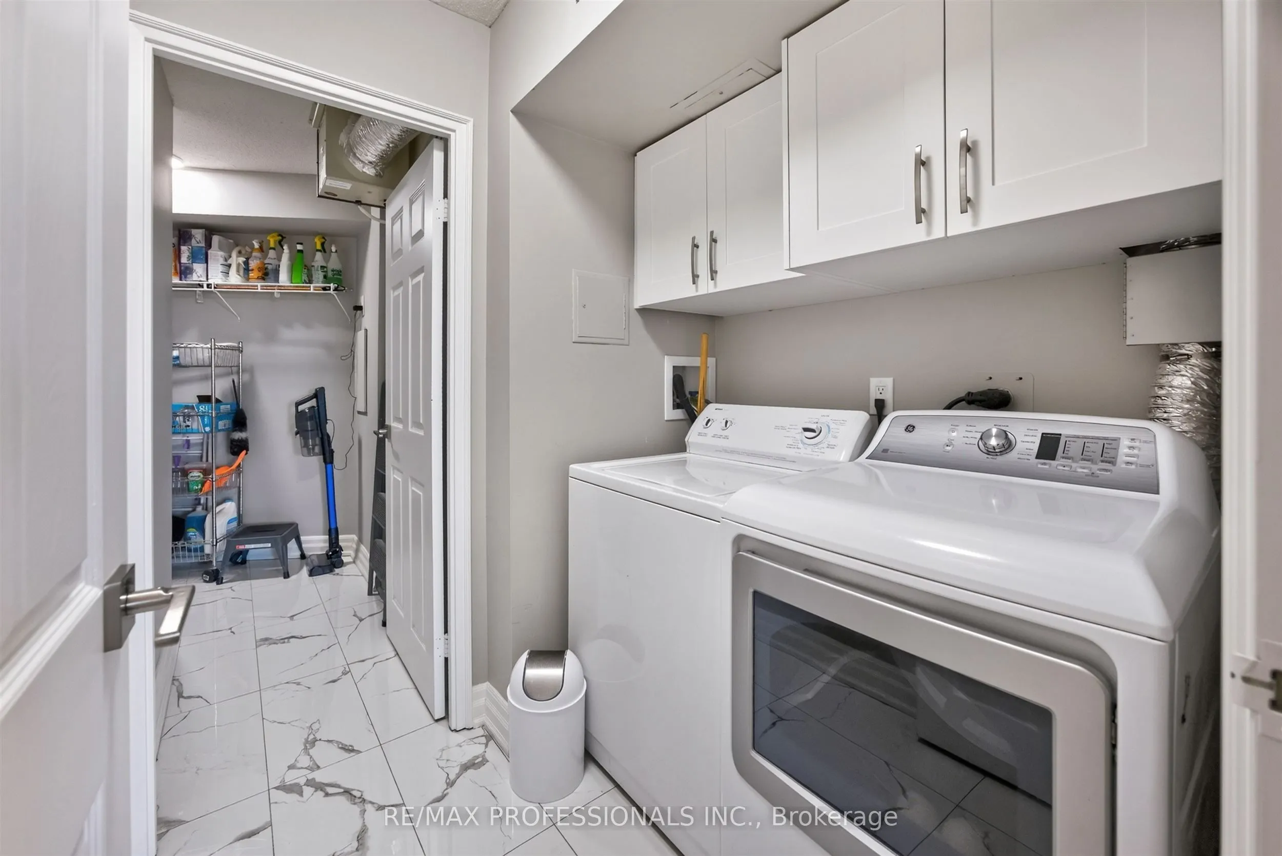 2000 Islington Avenue #1807