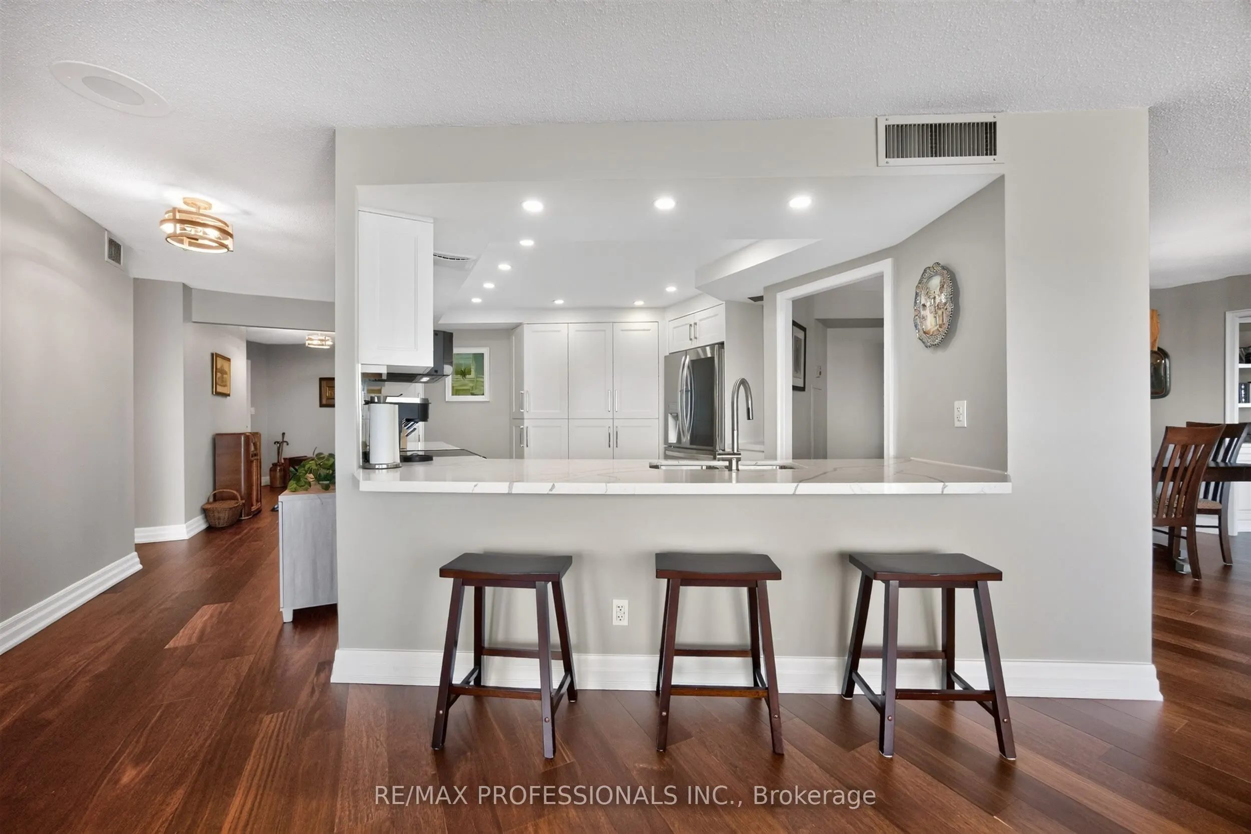 2000 Islington Avenue #1807