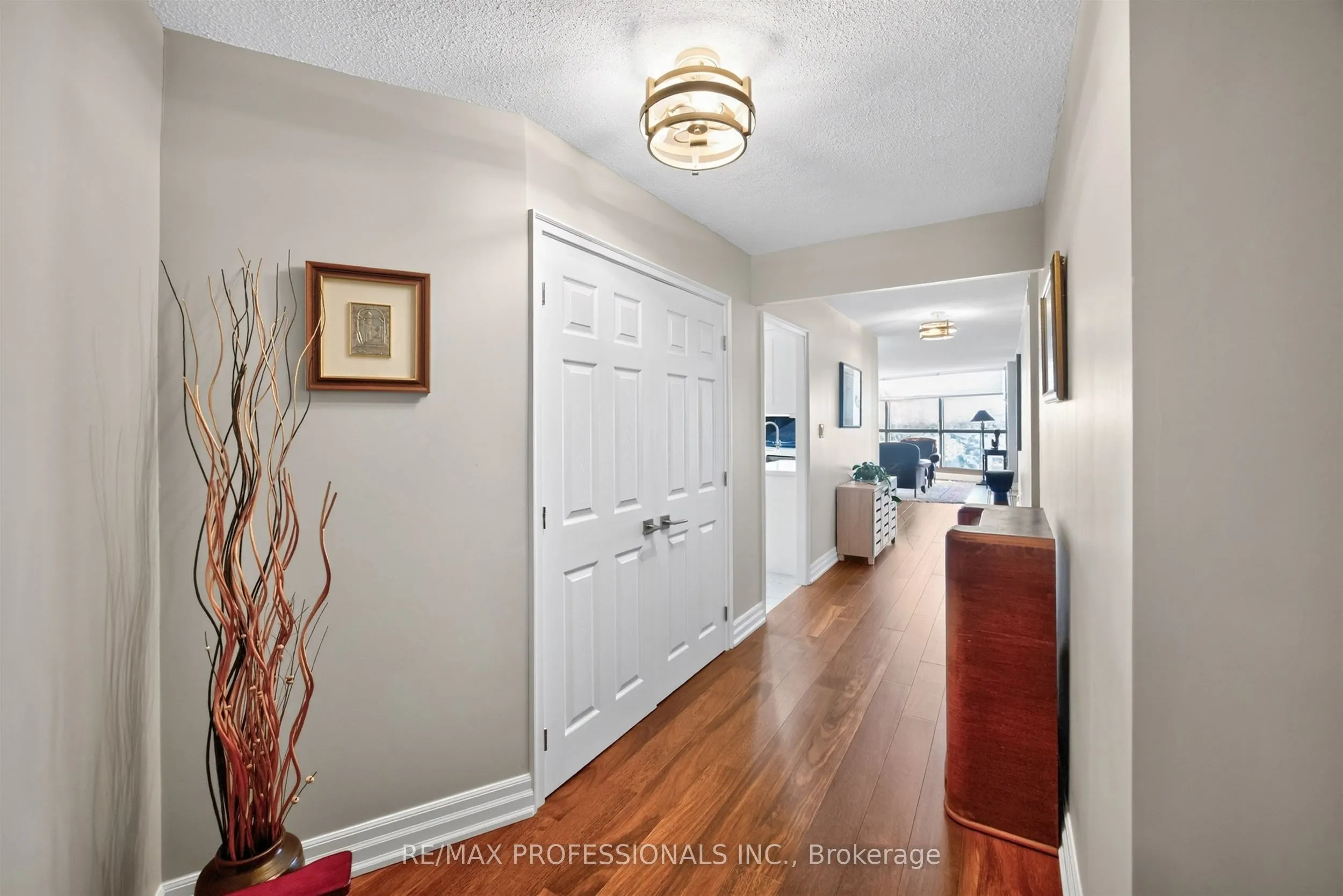 2000 Islington Avenue #1807