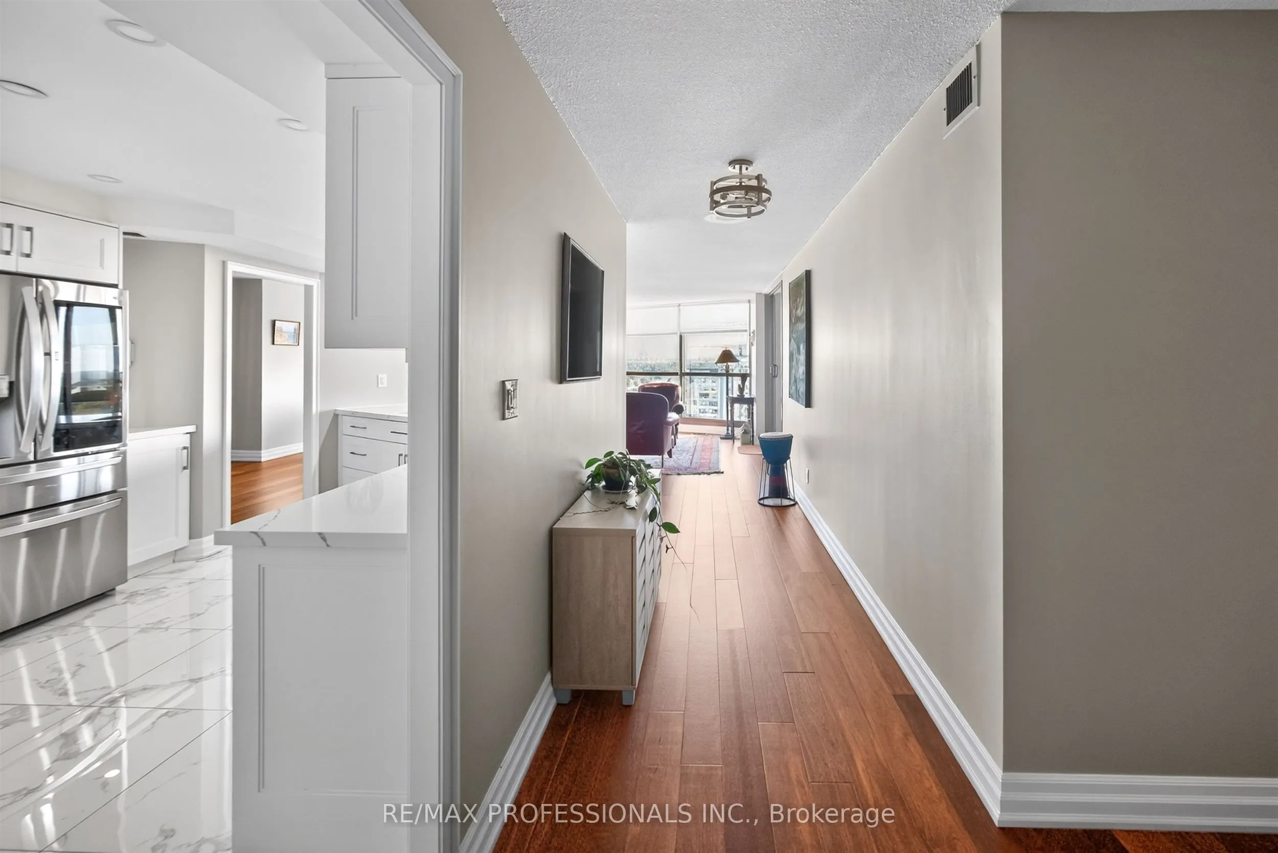 2000 Islington Avenue #1807