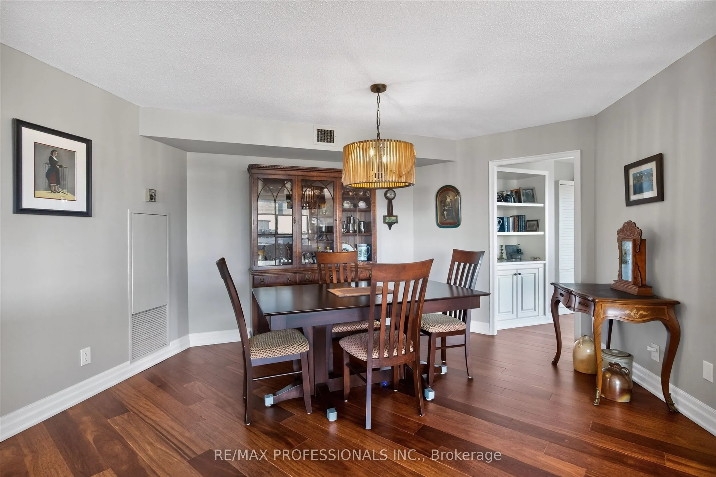 2000 Islington Avenue #1807