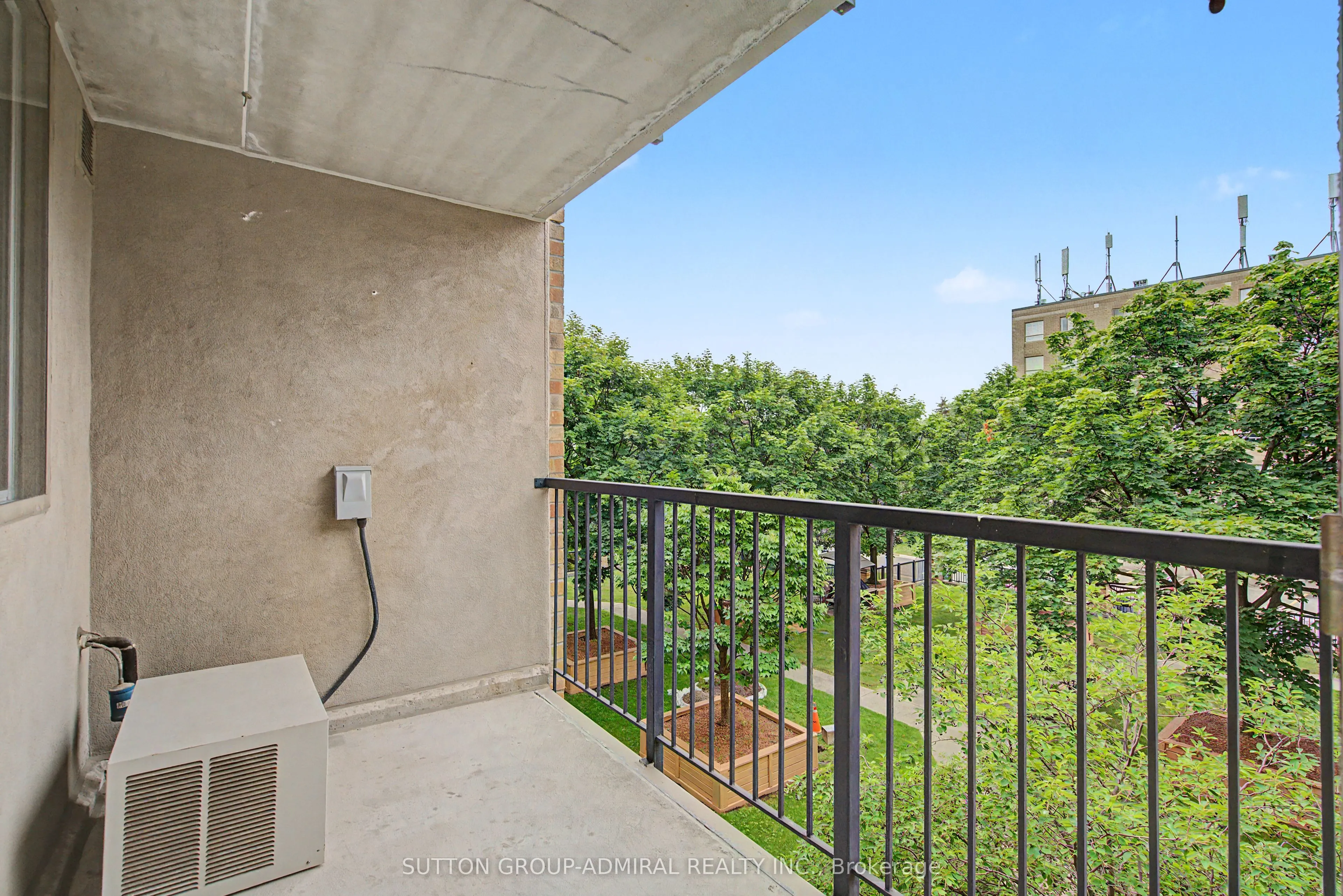 3499 Upper Middle Road #311