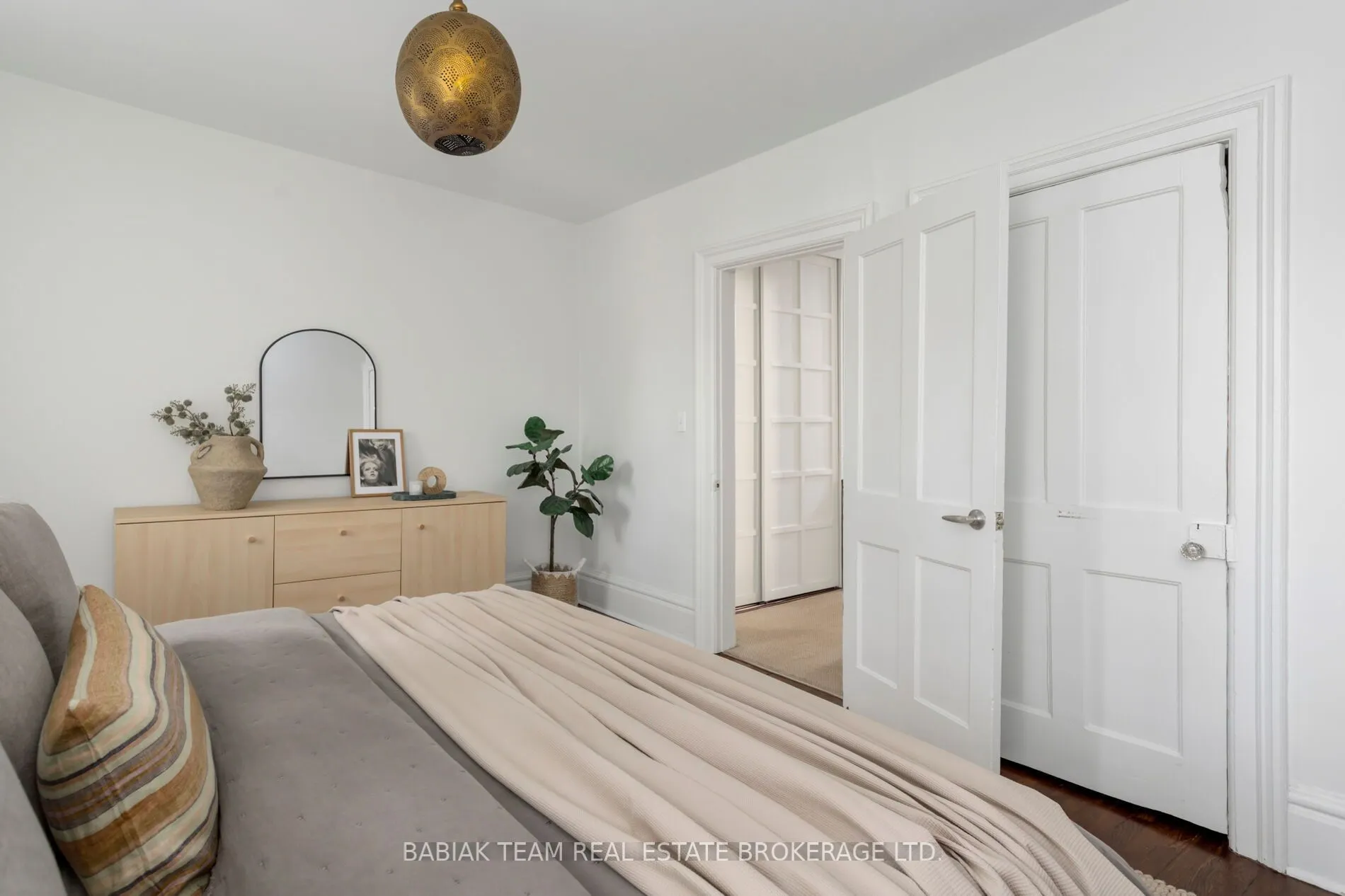 60 Elm Grove Avenue