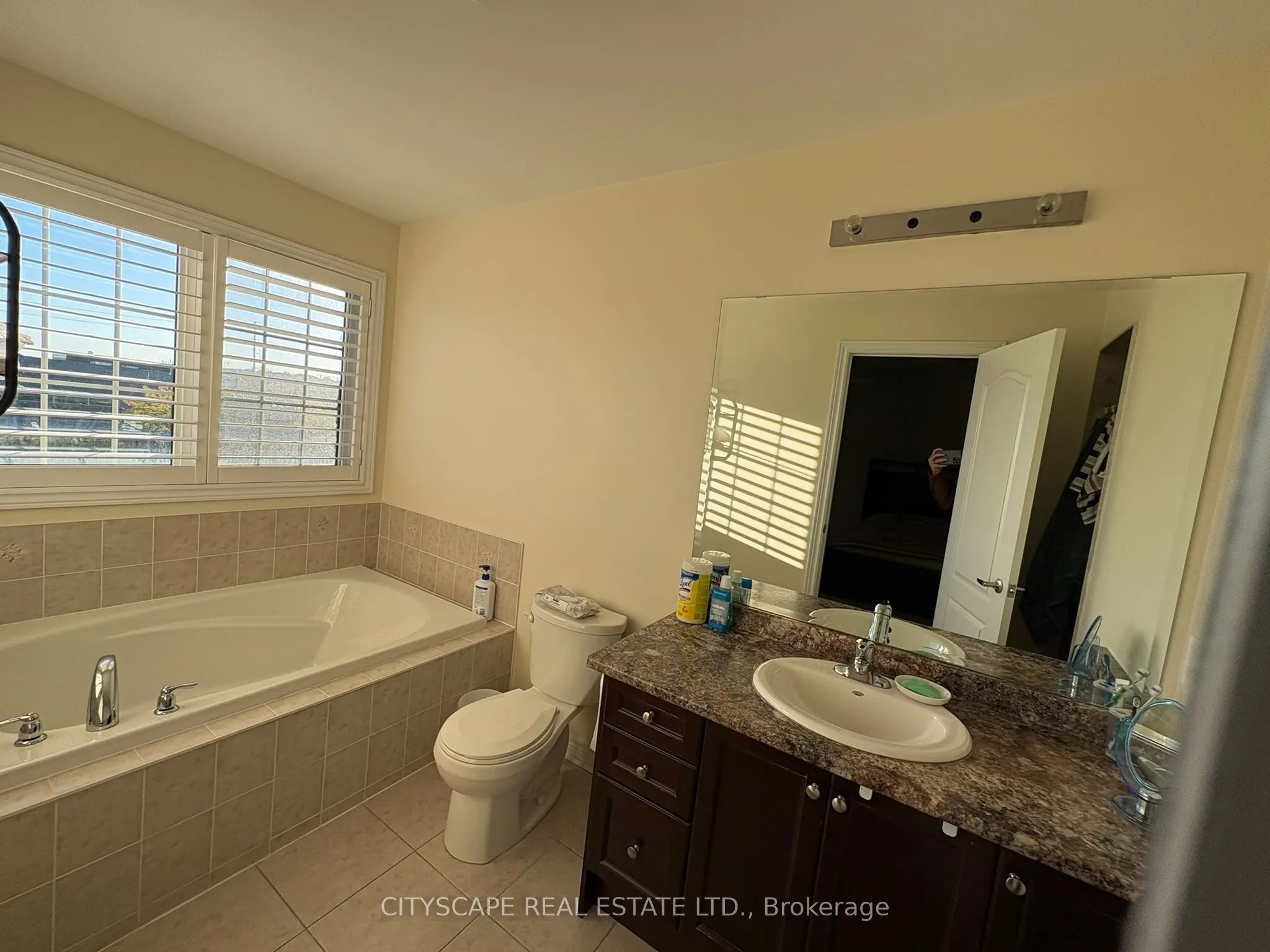 138 Sky Harbour Drive