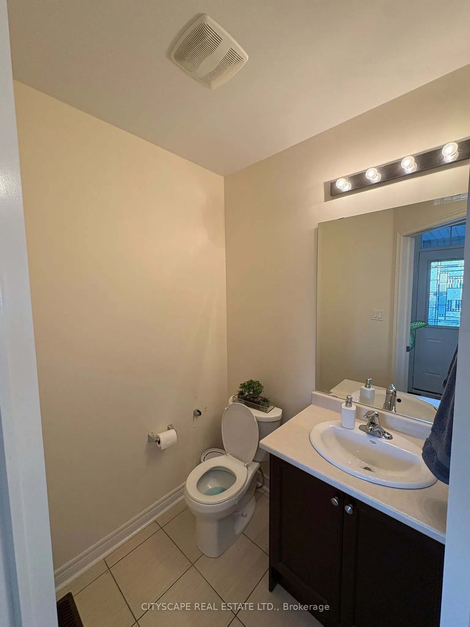 138 Sky Harbour Drive