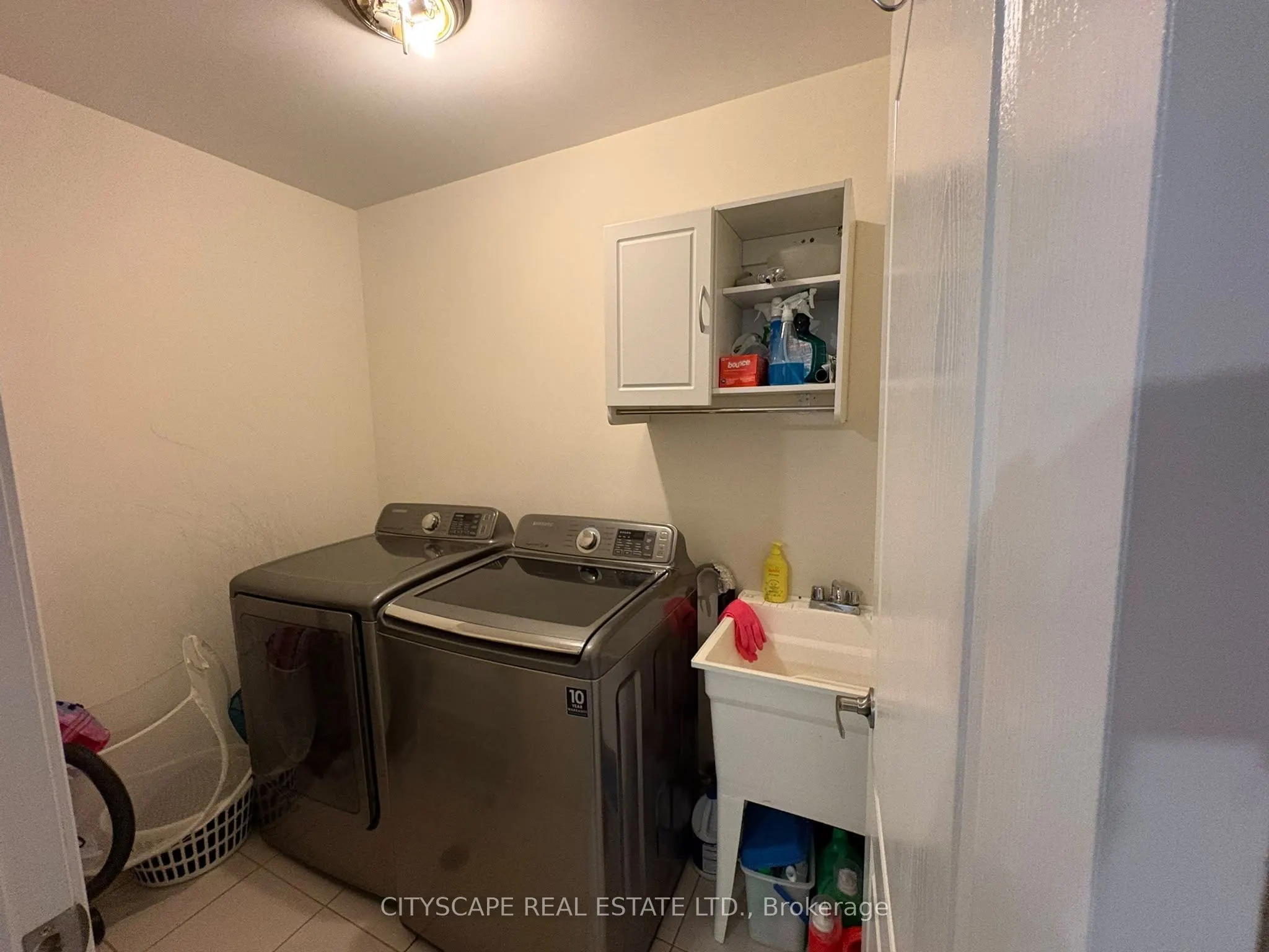 138 Sky Harbour Drive