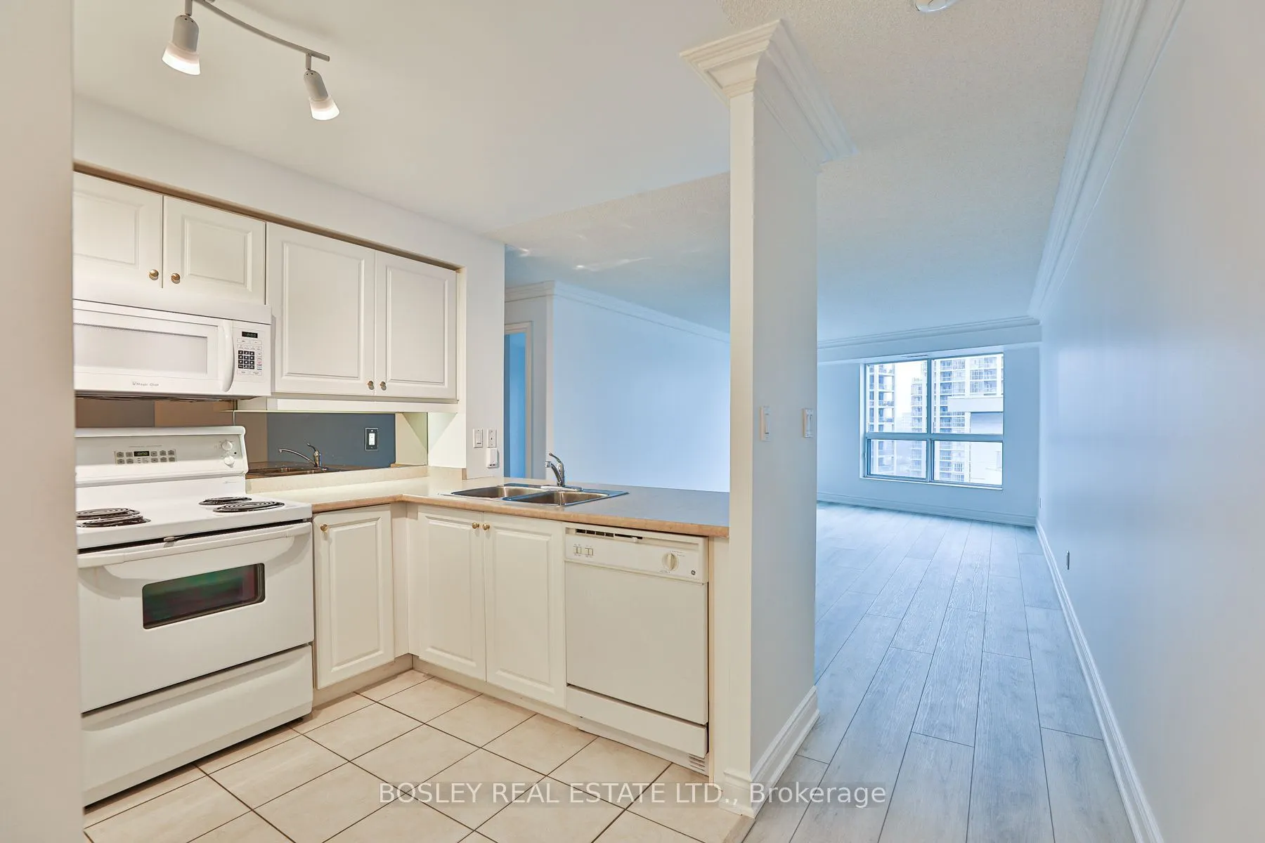 2111 Lake Shore Boulevard W #1512