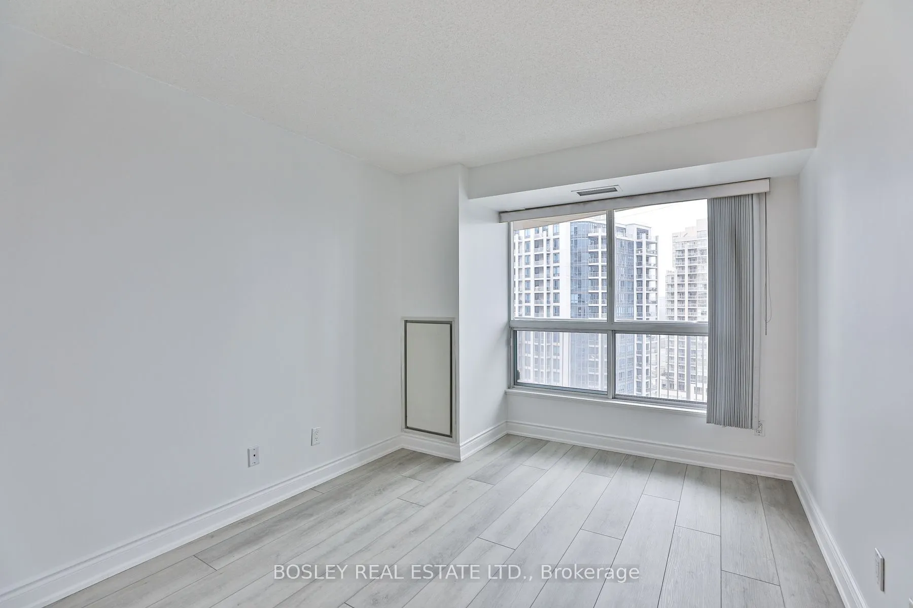 2111 Lake Shore Boulevard W #1512