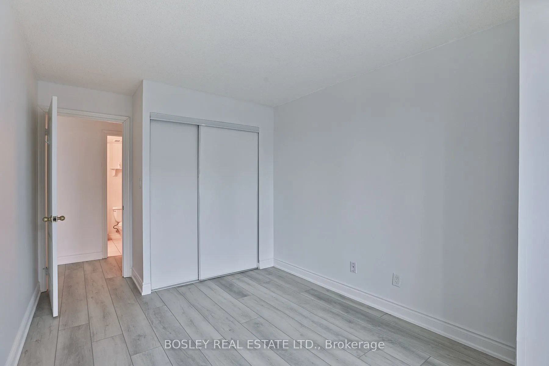 2111 Lake Shore Boulevard W #1512