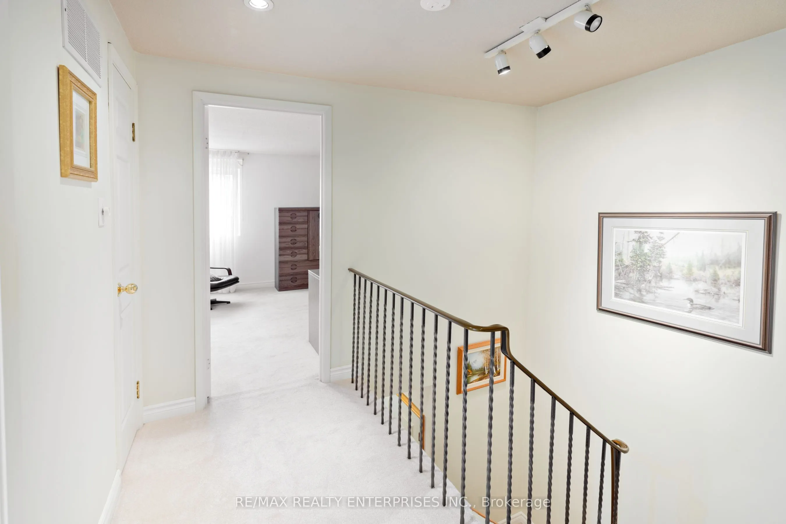 1098 Bordeaux Court