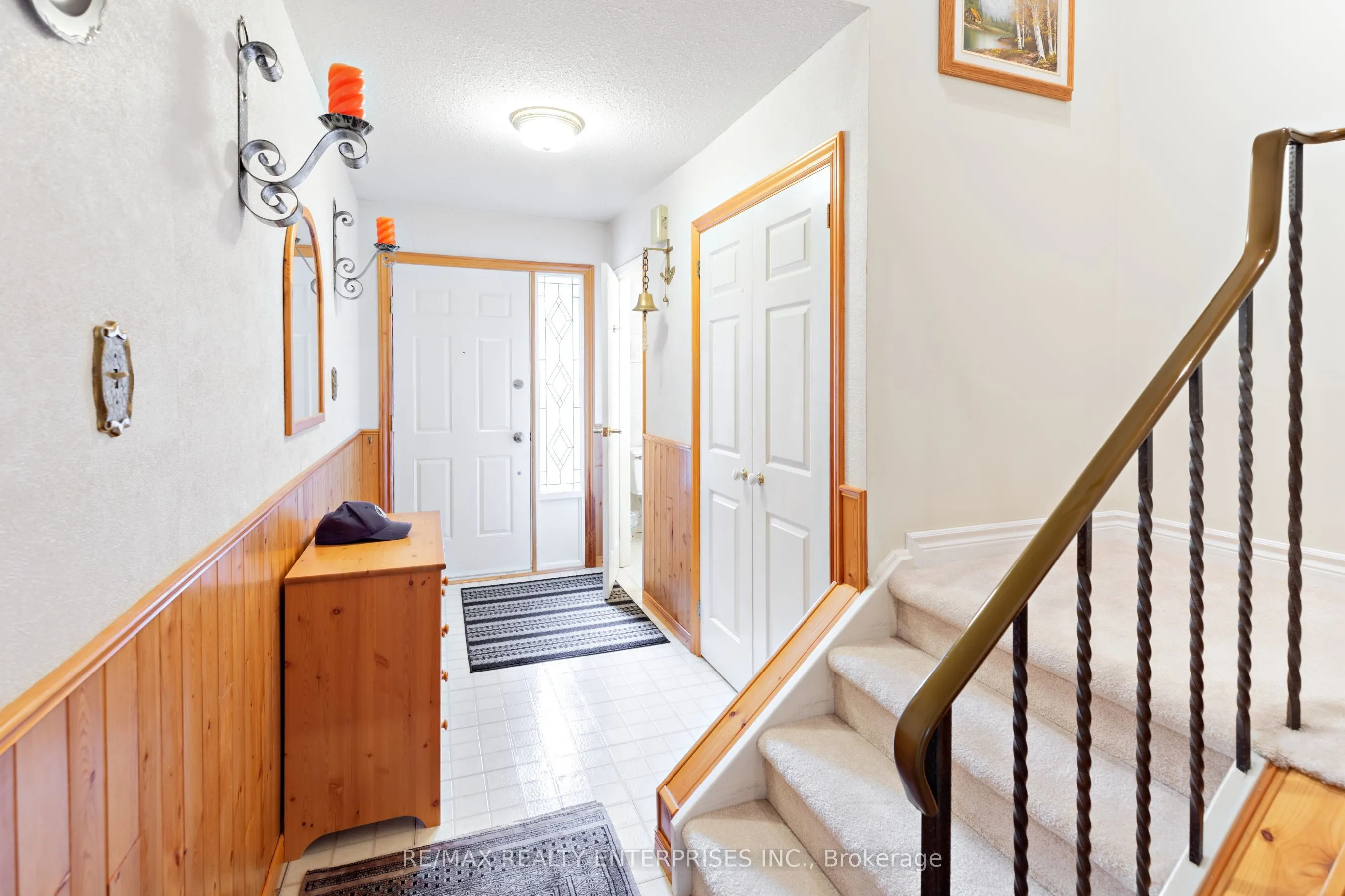 1098 Bordeaux Court
