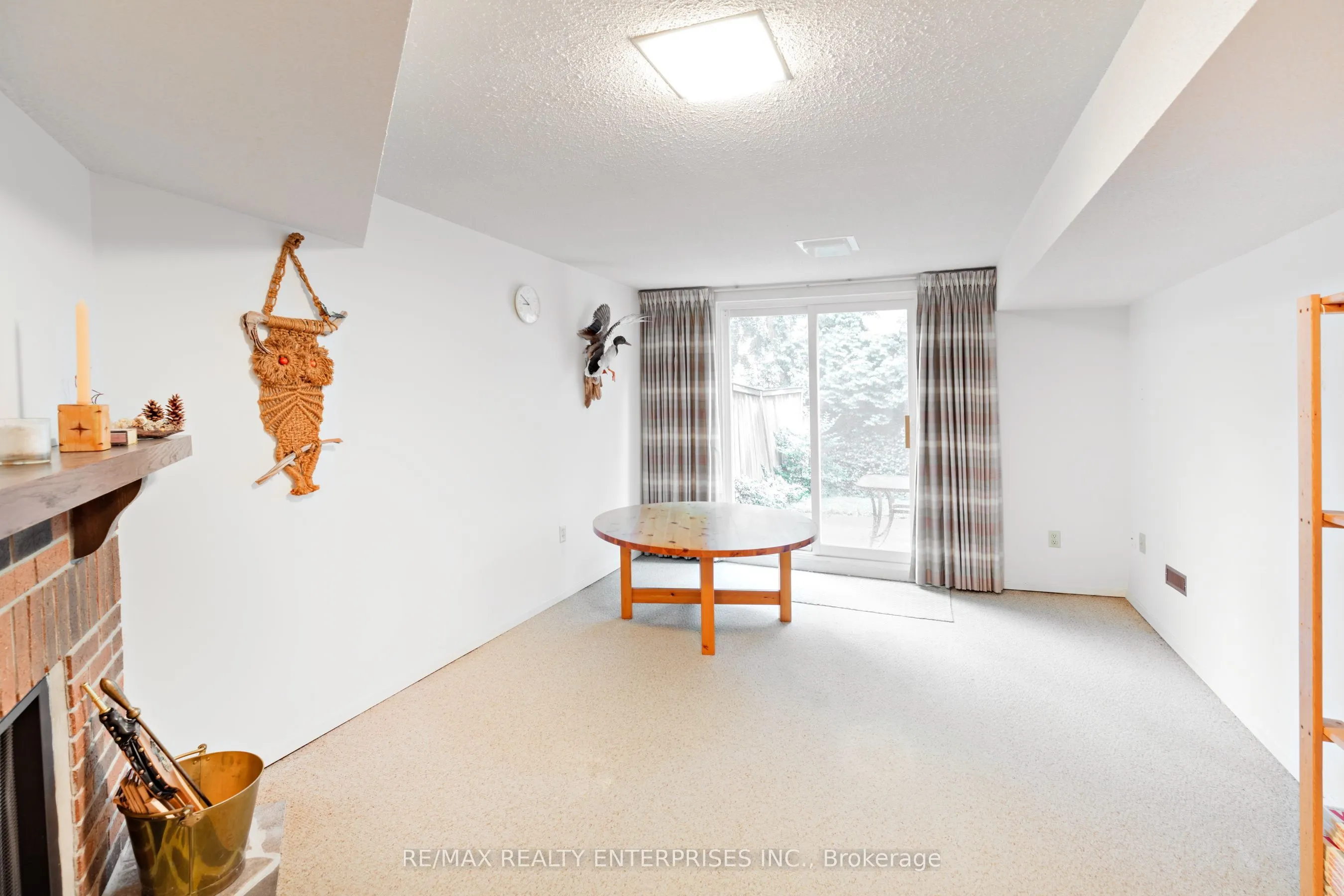 1098 Bordeaux Court