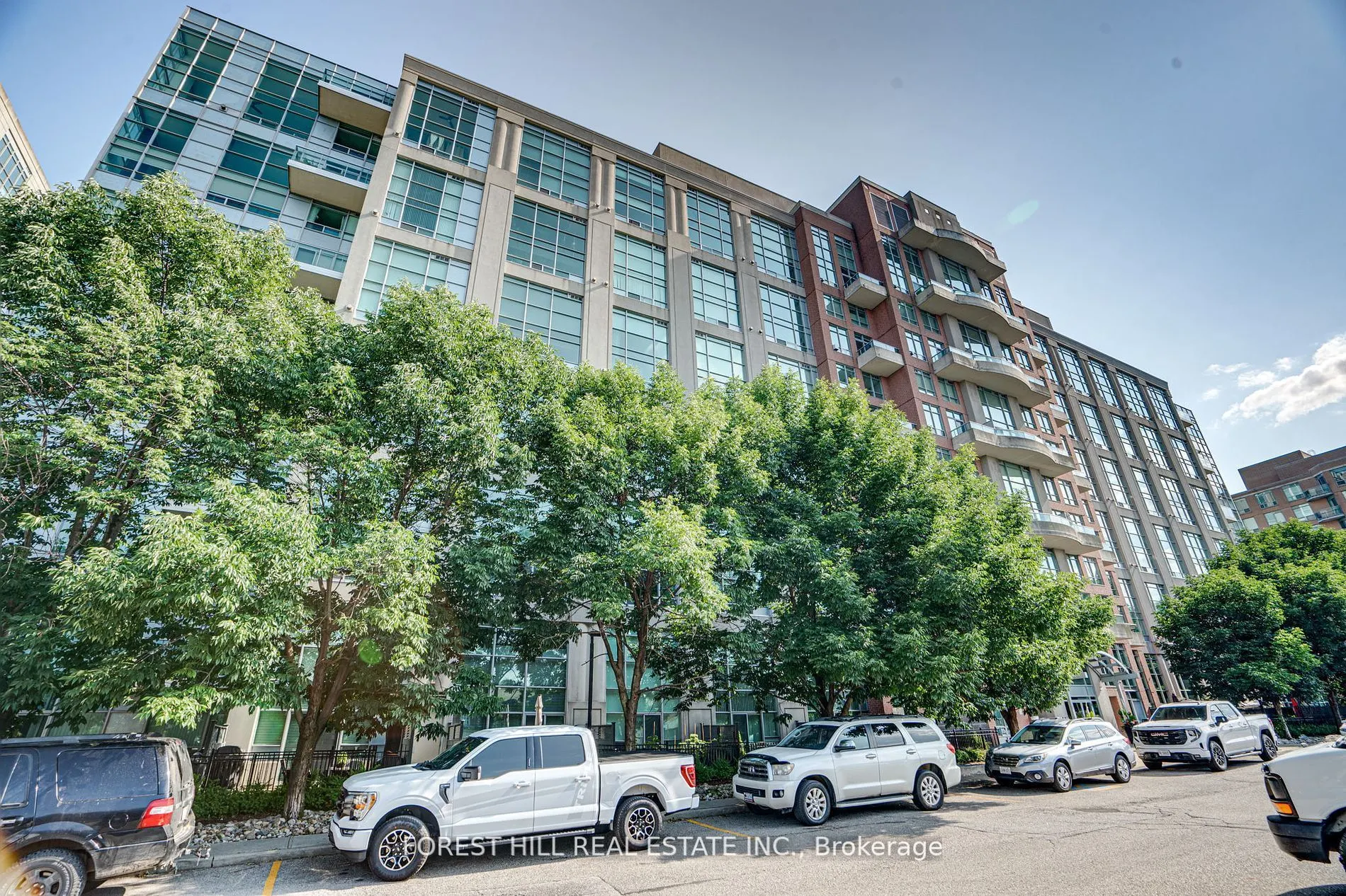 200 Manitoba Street #212