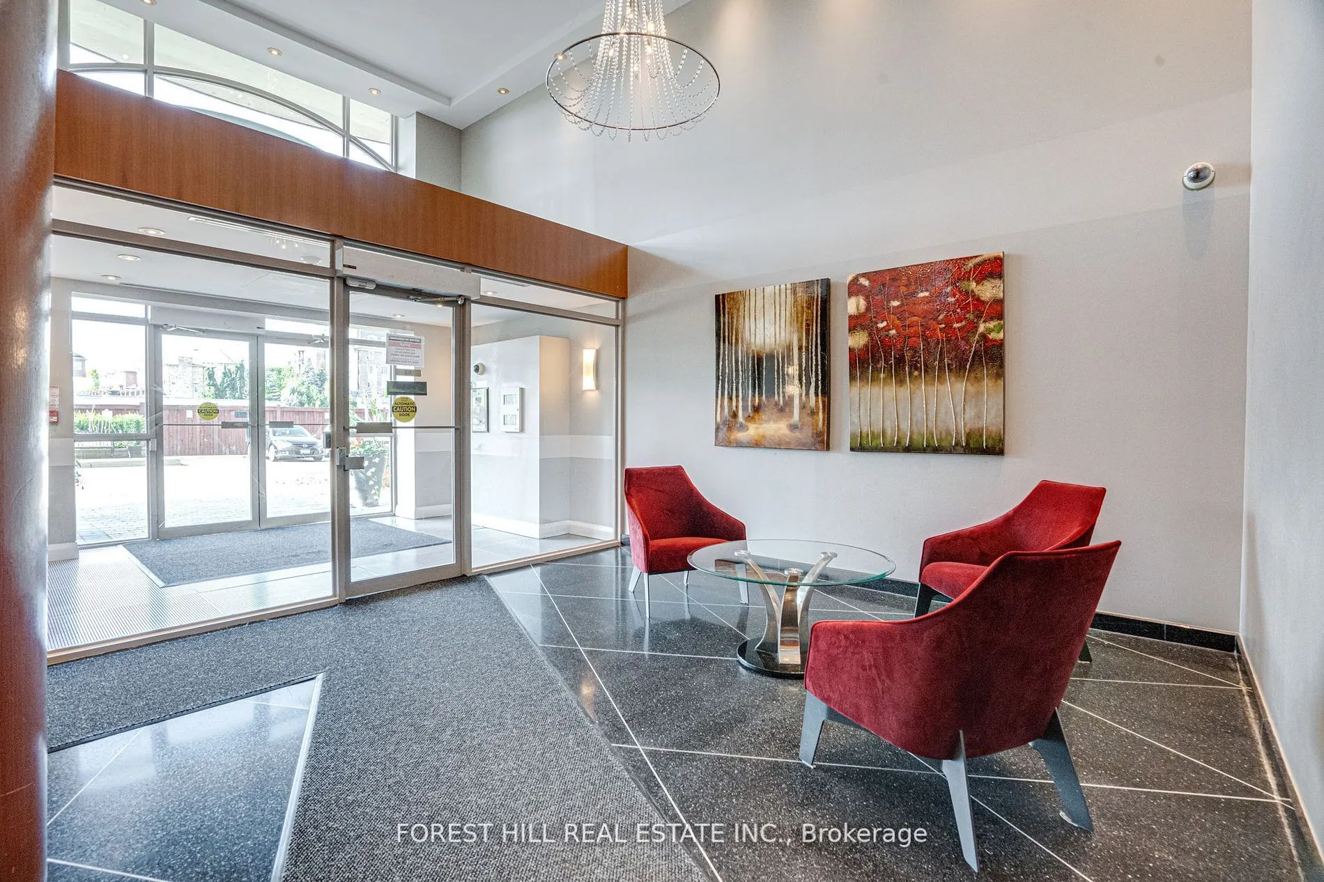 200 Manitoba Street #212