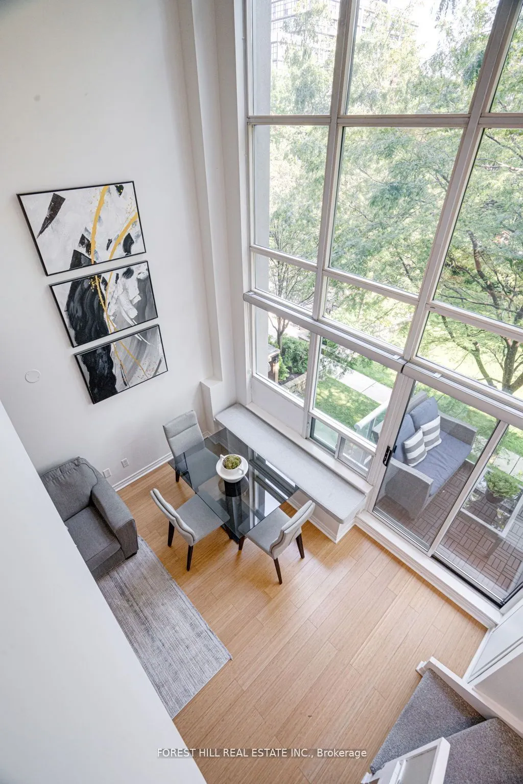 200 Manitoba Street #212
